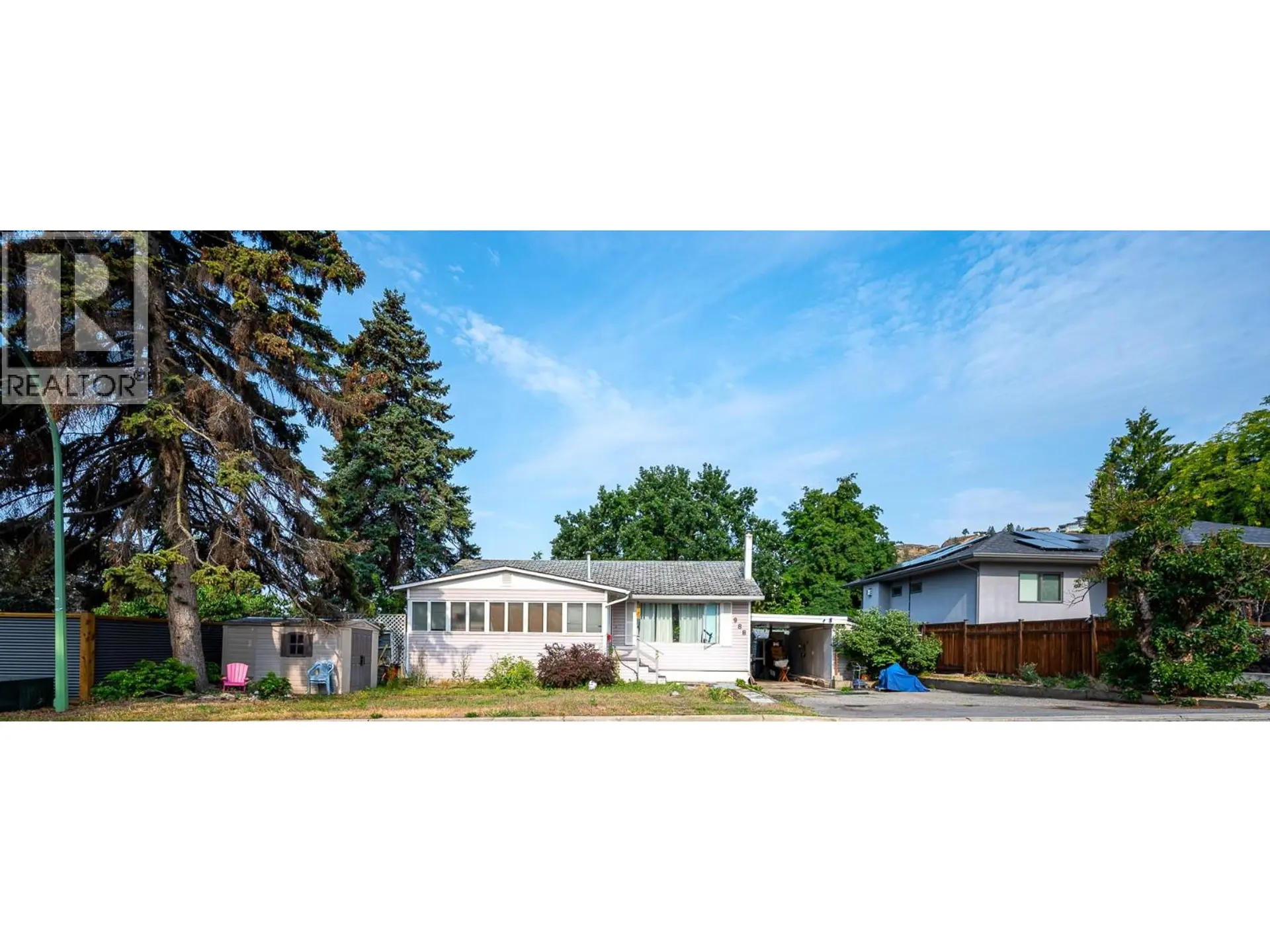 Property at 988 Glengarry Street, Kelowna, BC