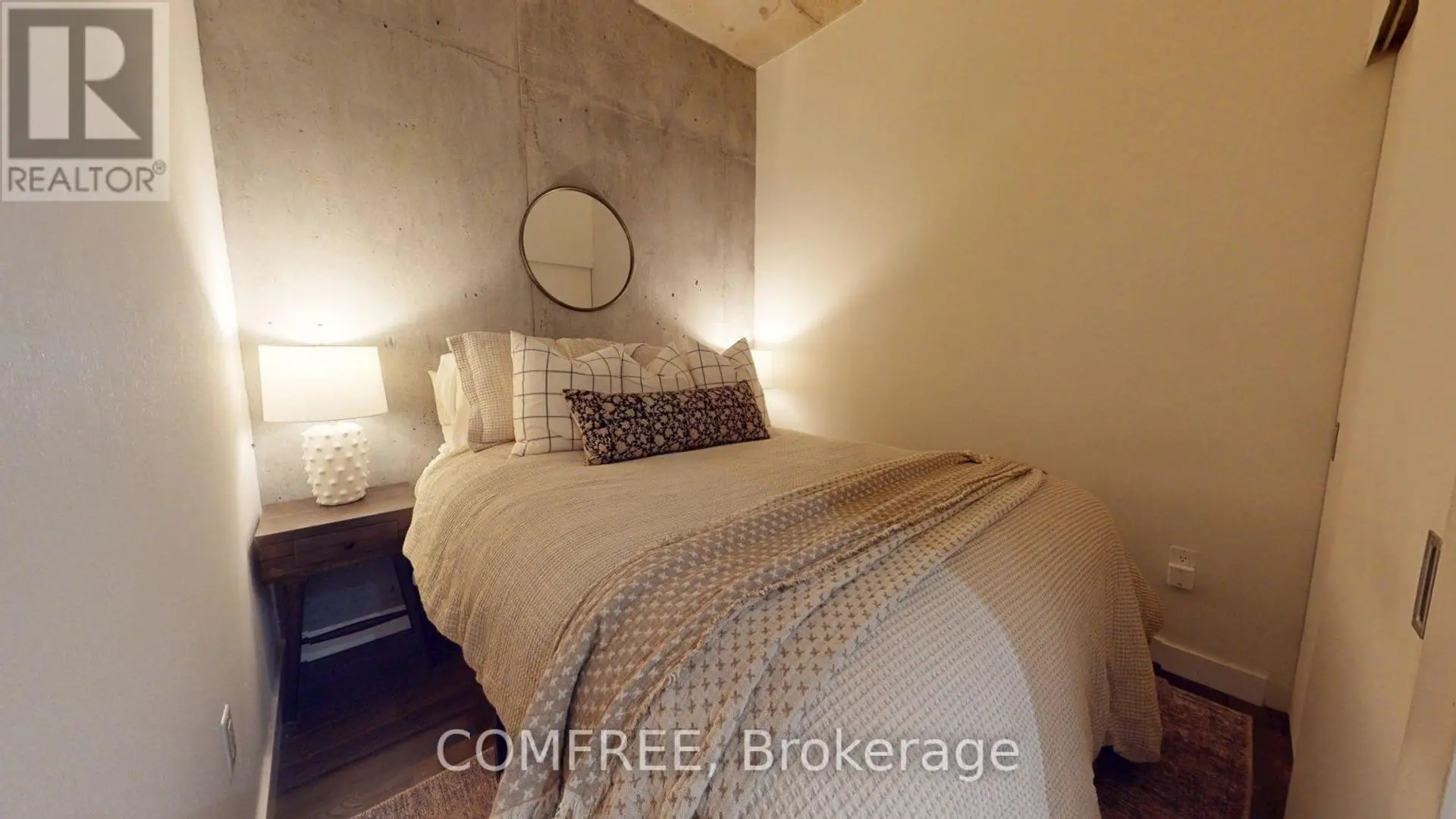 #402 224 LYON STREET N - Image 11