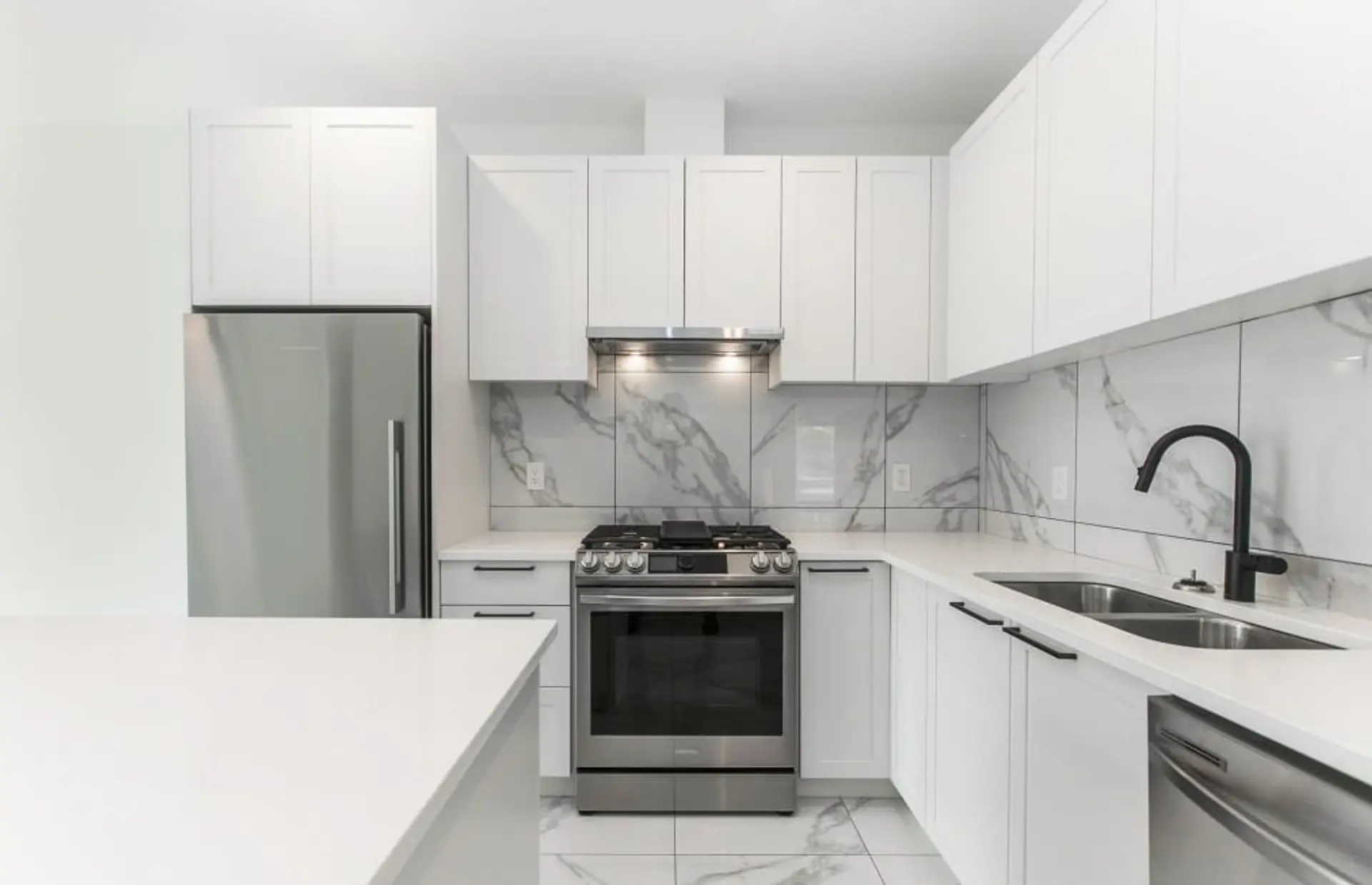 #109 5415 Brydon Crescent - Image 4