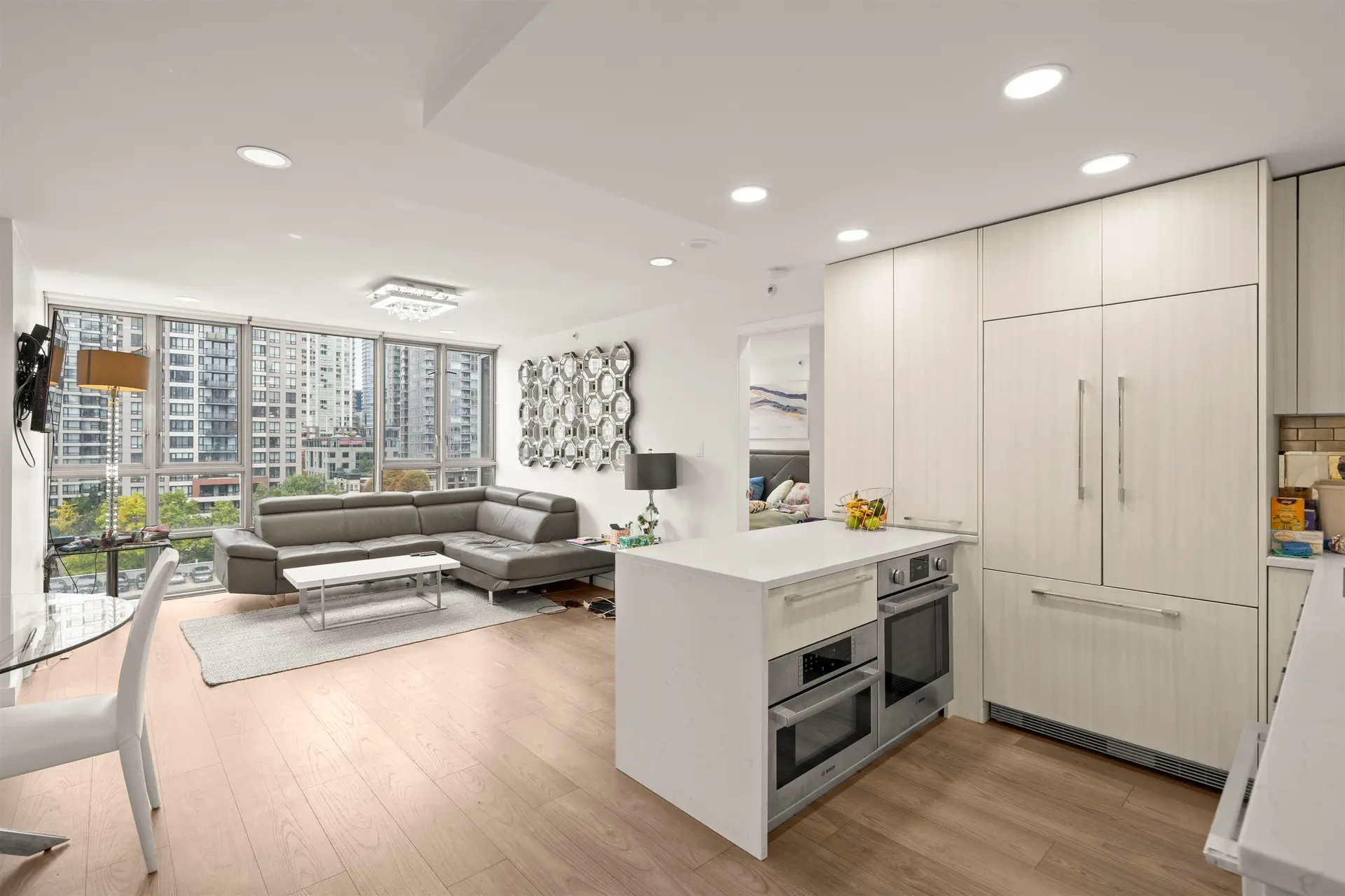 #1205 930 Cambie Street - Image 4
