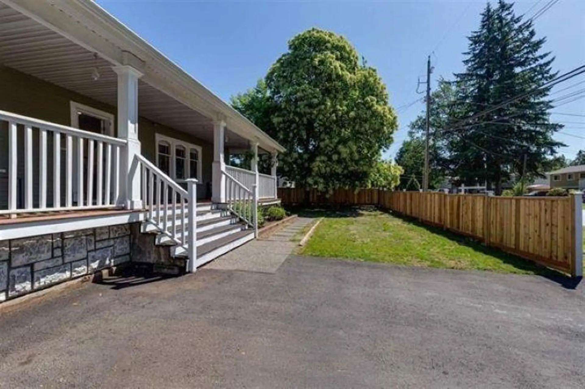 19943 49 Avenue - Image 2