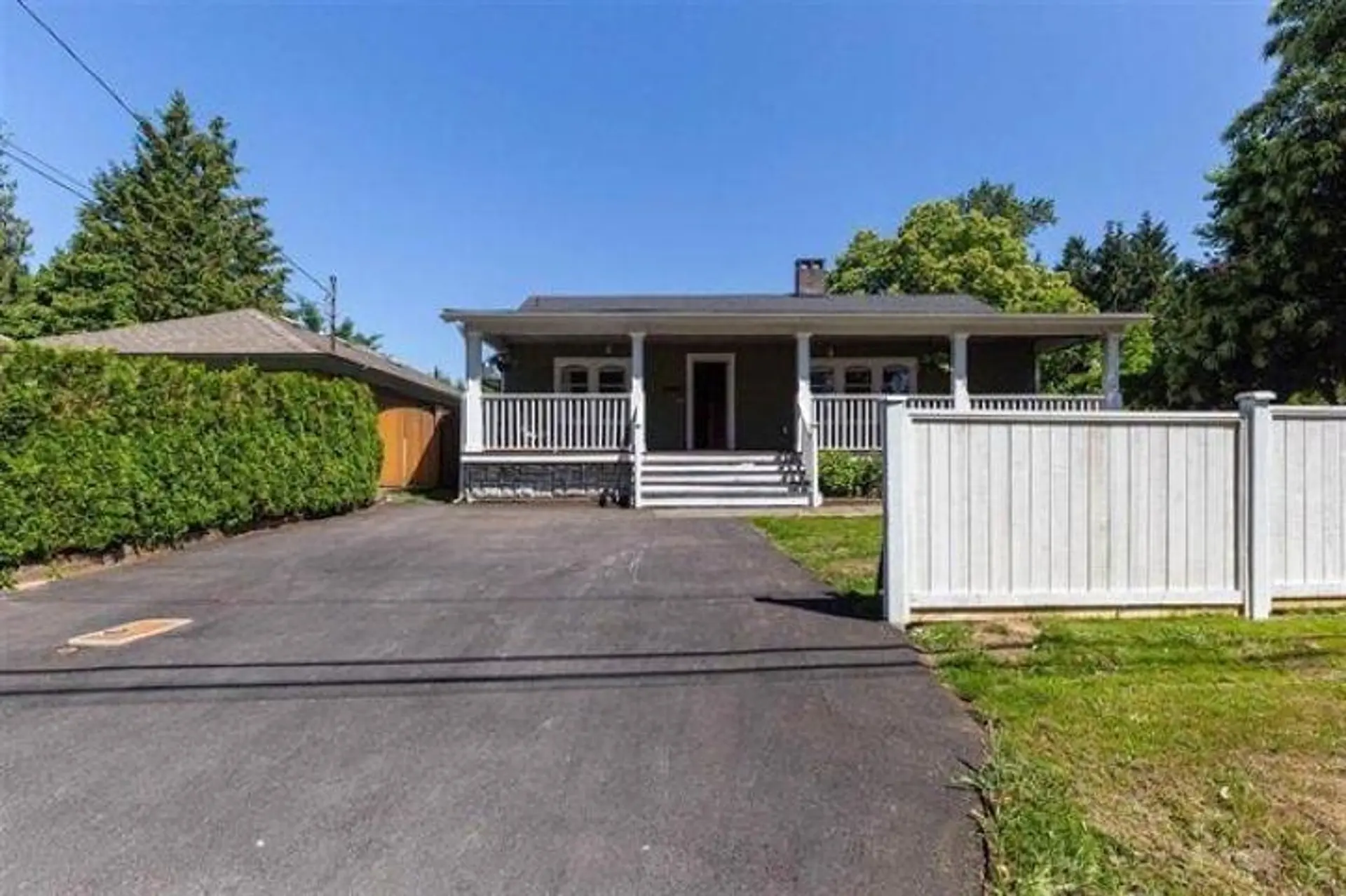 Property at 19943 49 Avenue, Langley, BC