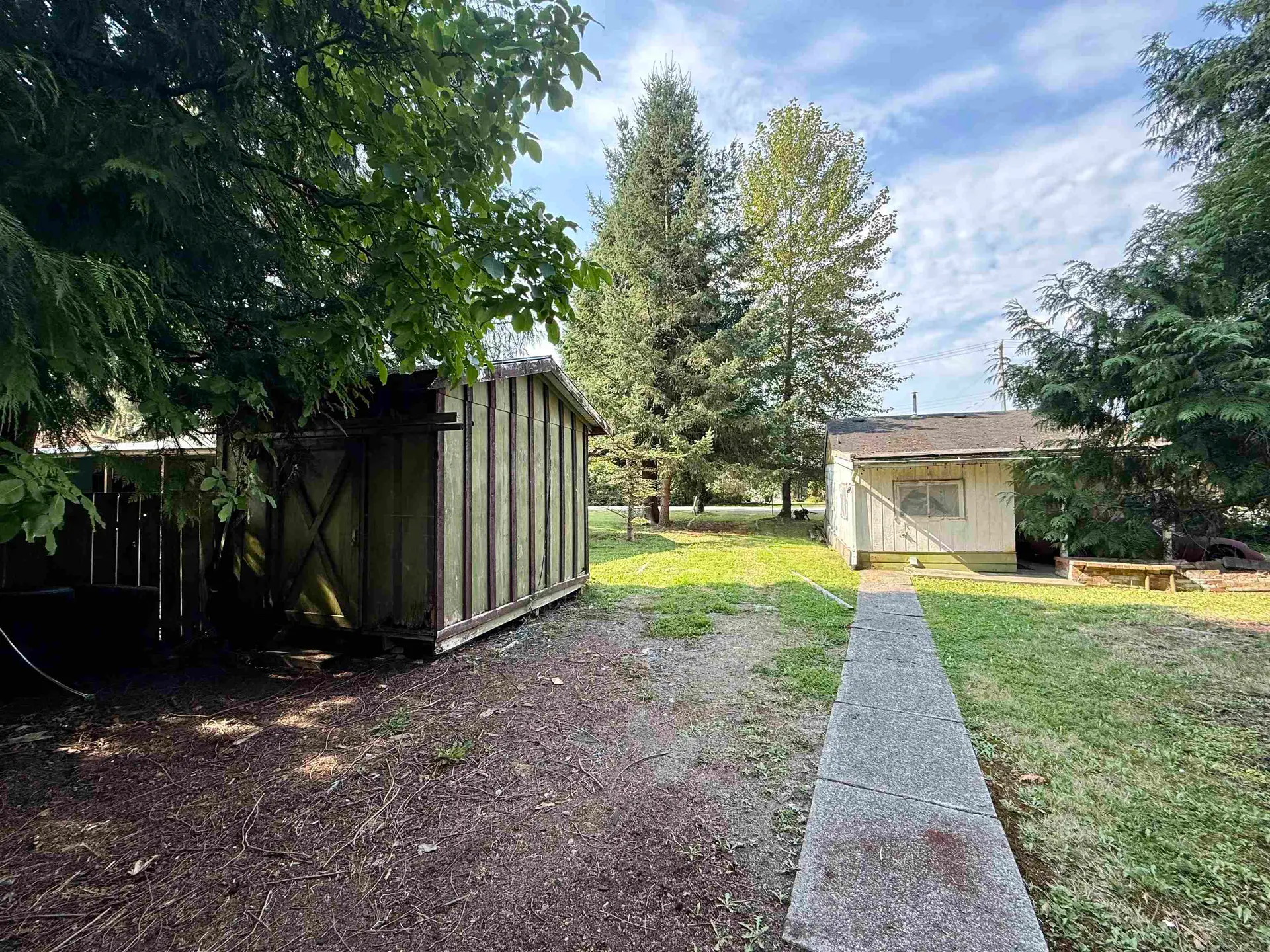 11098 Princess Street - Image 6