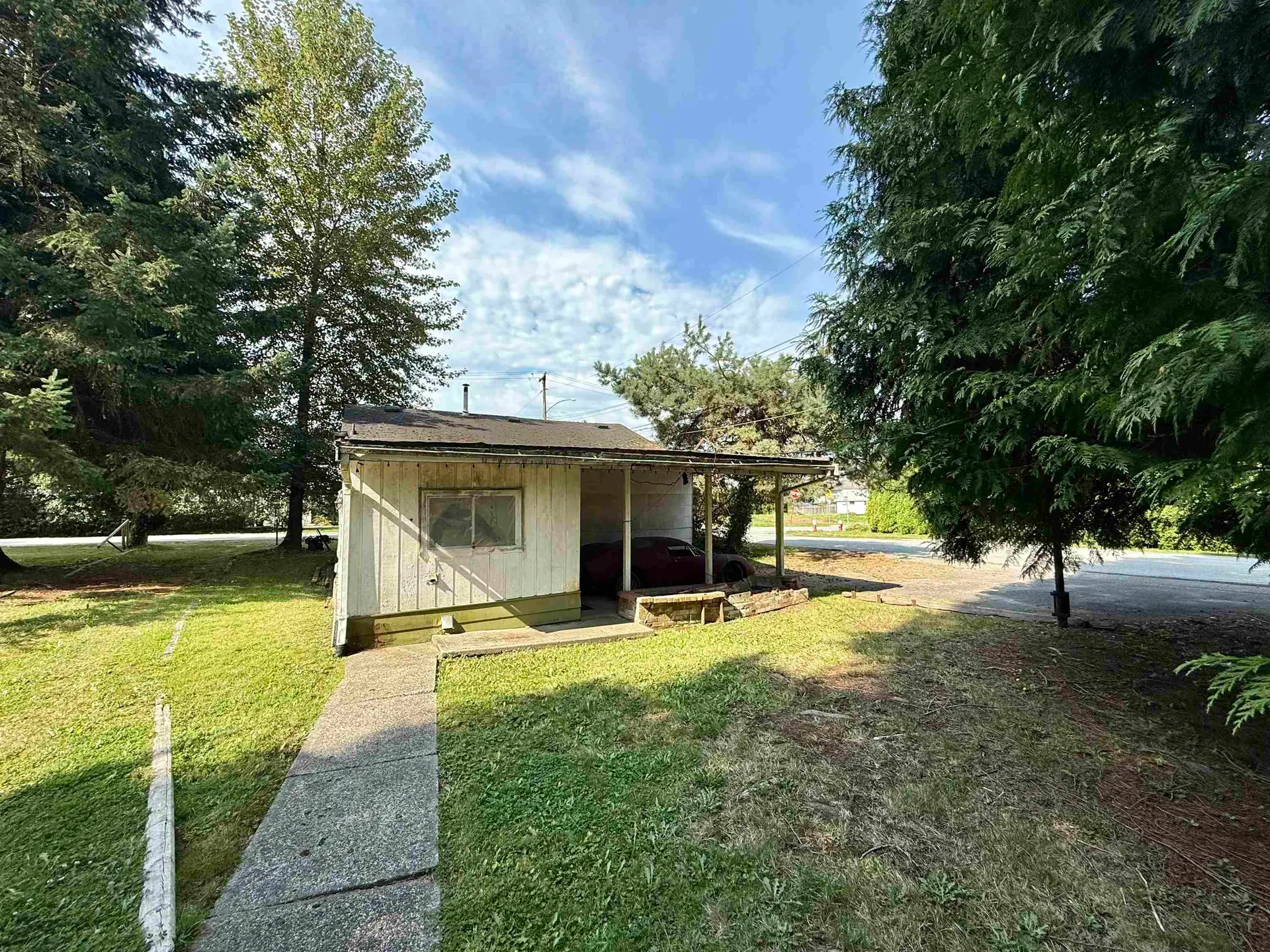 11098 Princess Street - Image 3