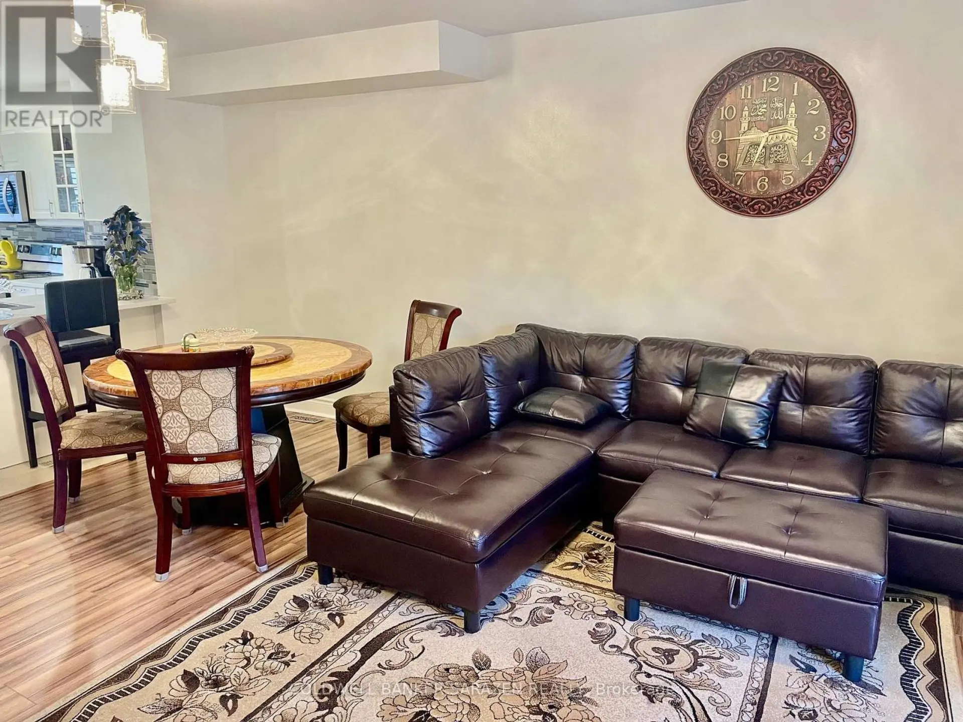15 STURBRIDGE PRIVATE - Image 5