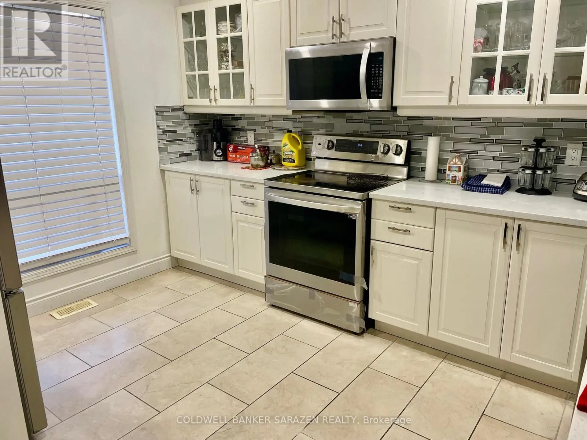 15 STURBRIDGE PRIVATE - Image 12