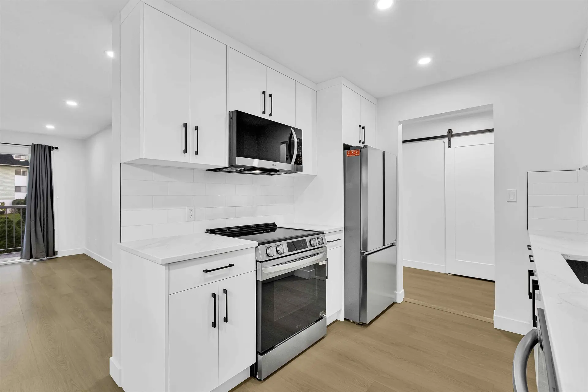 Property at #201 2567 Victoria Street, Abbotsford, BC