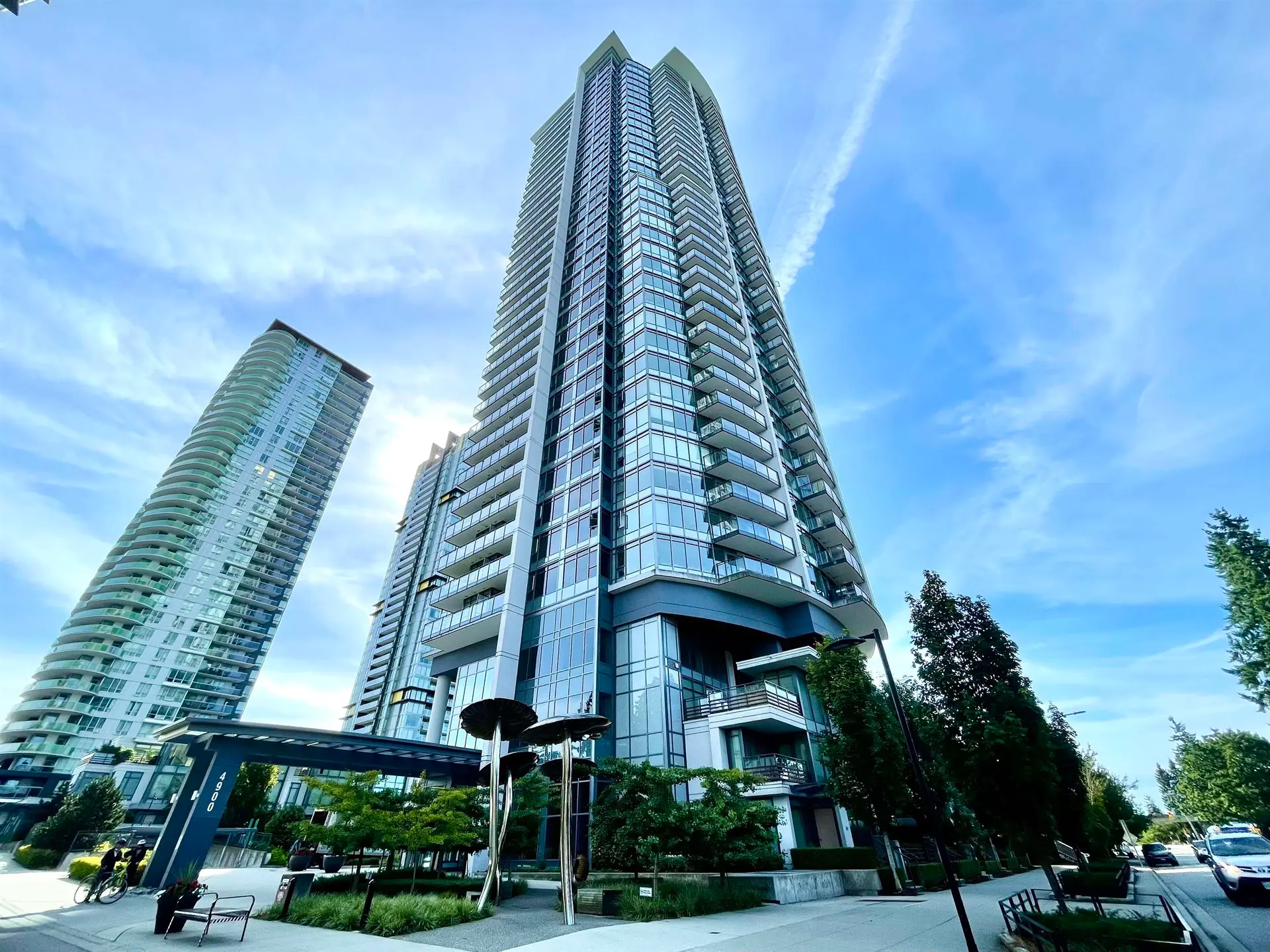 #2305 4900 Lennox Lane - Image 2