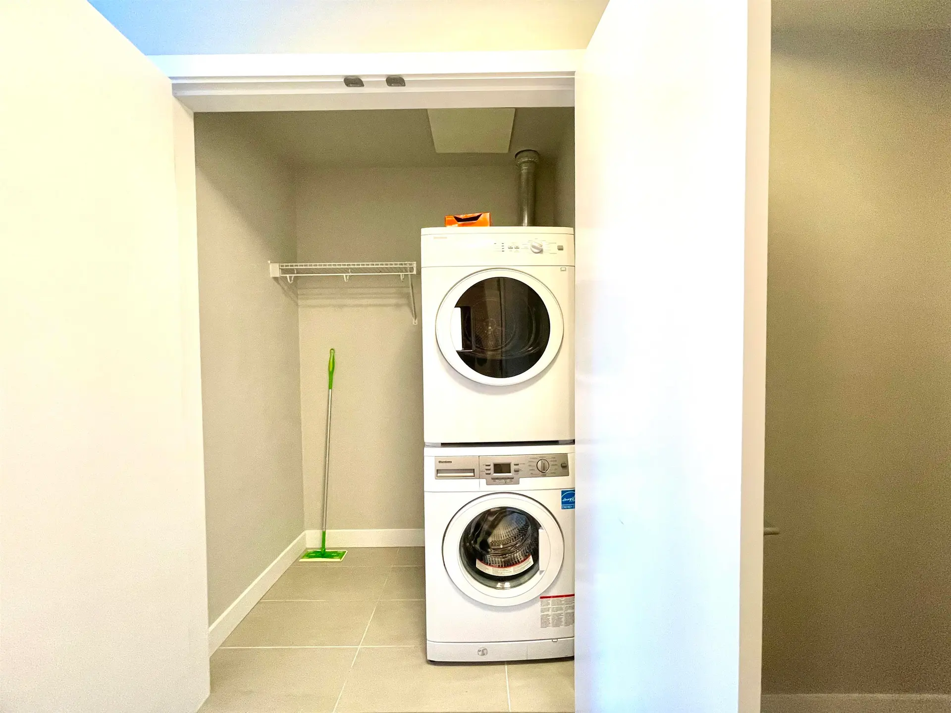 #2305 4900 Lennox Lane - Image 11