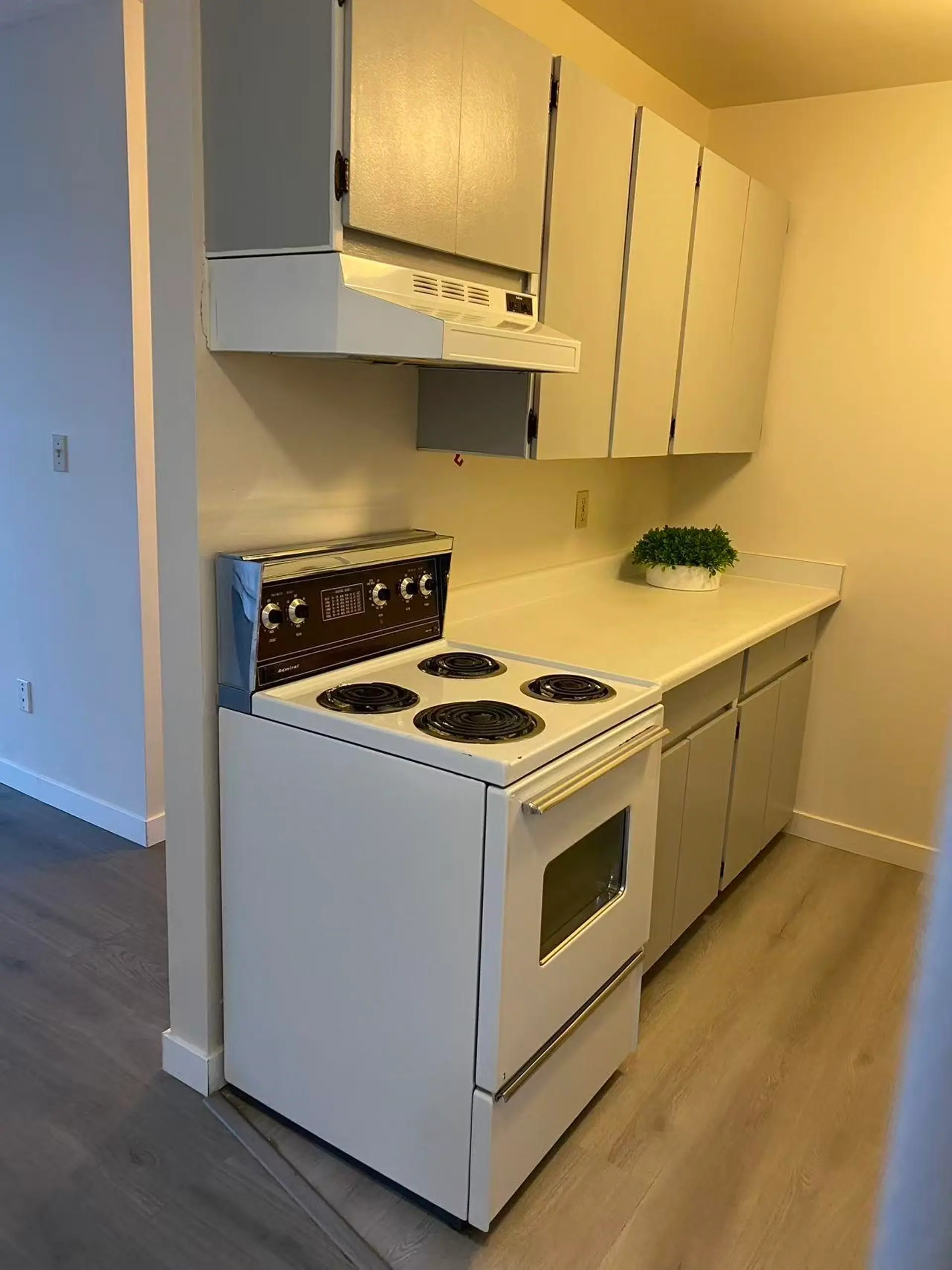 #308 7280 Lindsay Road - Image 10