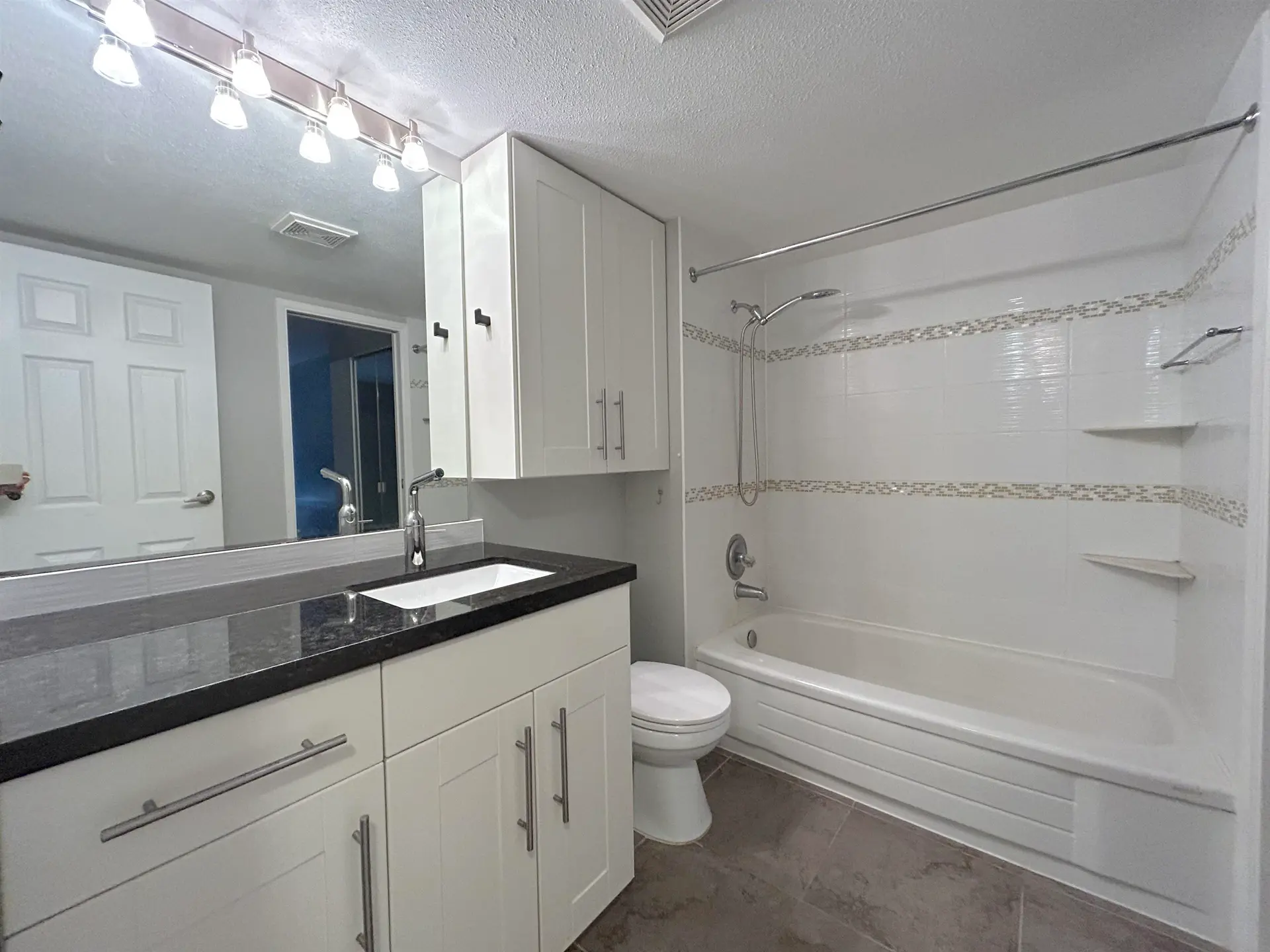 #208 737 Hamilton Street - Image 9