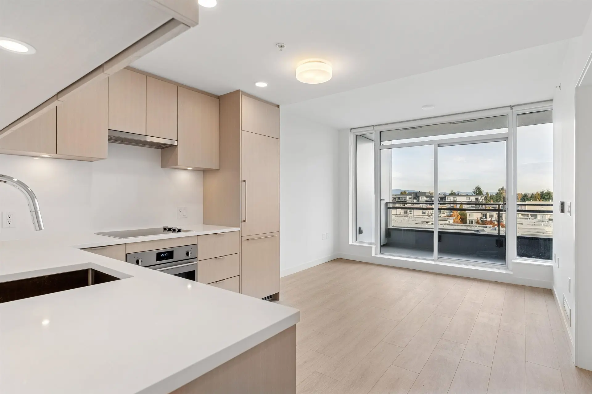 Property at #1001 13675 107a Avenue, Surrey, BC