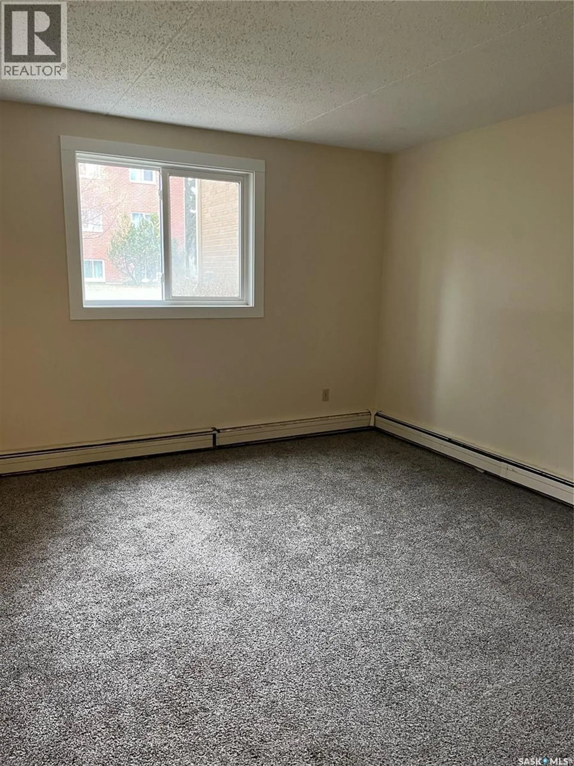 #14 27 Centennial STREET - Image 11