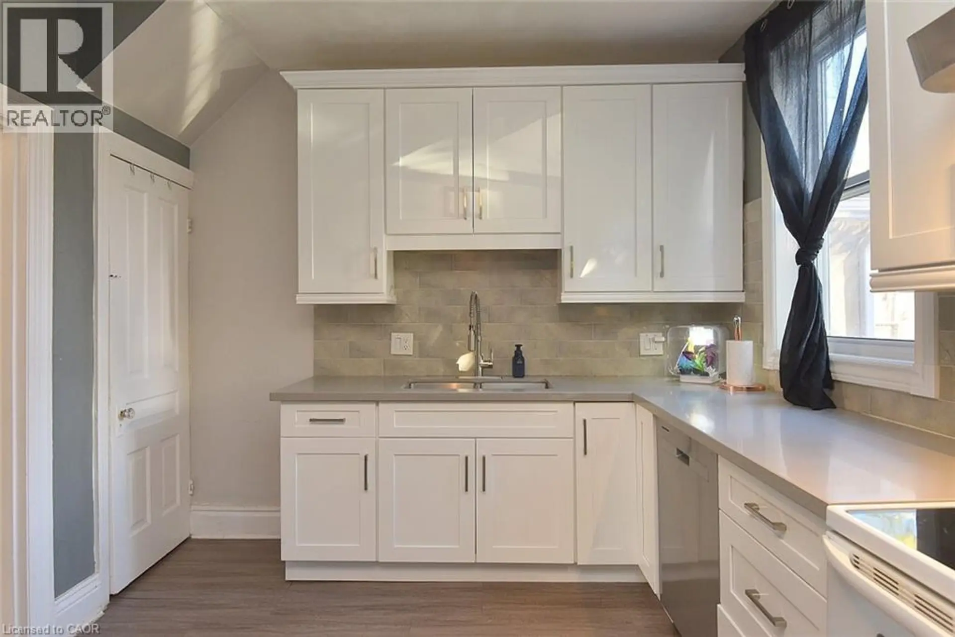 56 KINRADE Avenue - Image 11