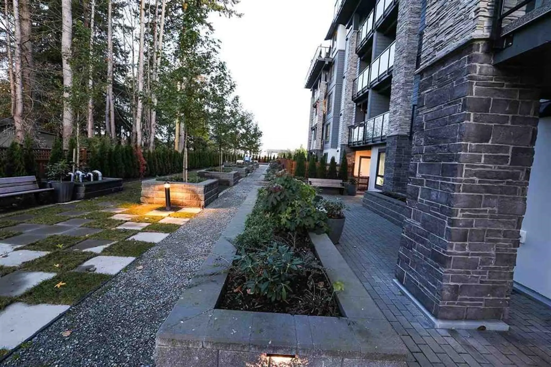 #515 15351 101 Avenue - Image 10