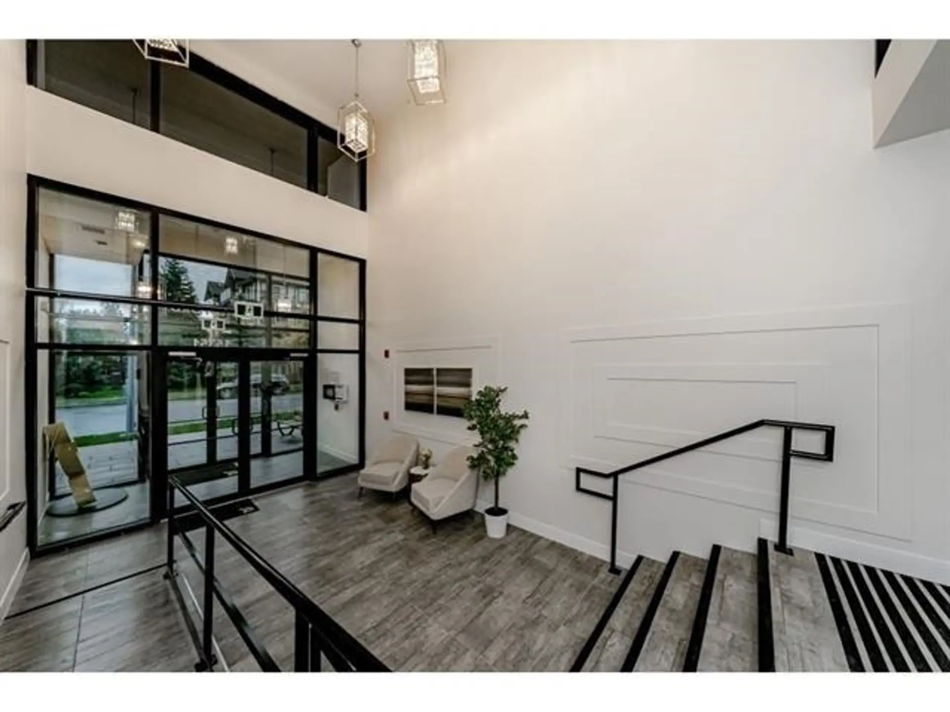 #515 15351 101 Avenue - Image 4