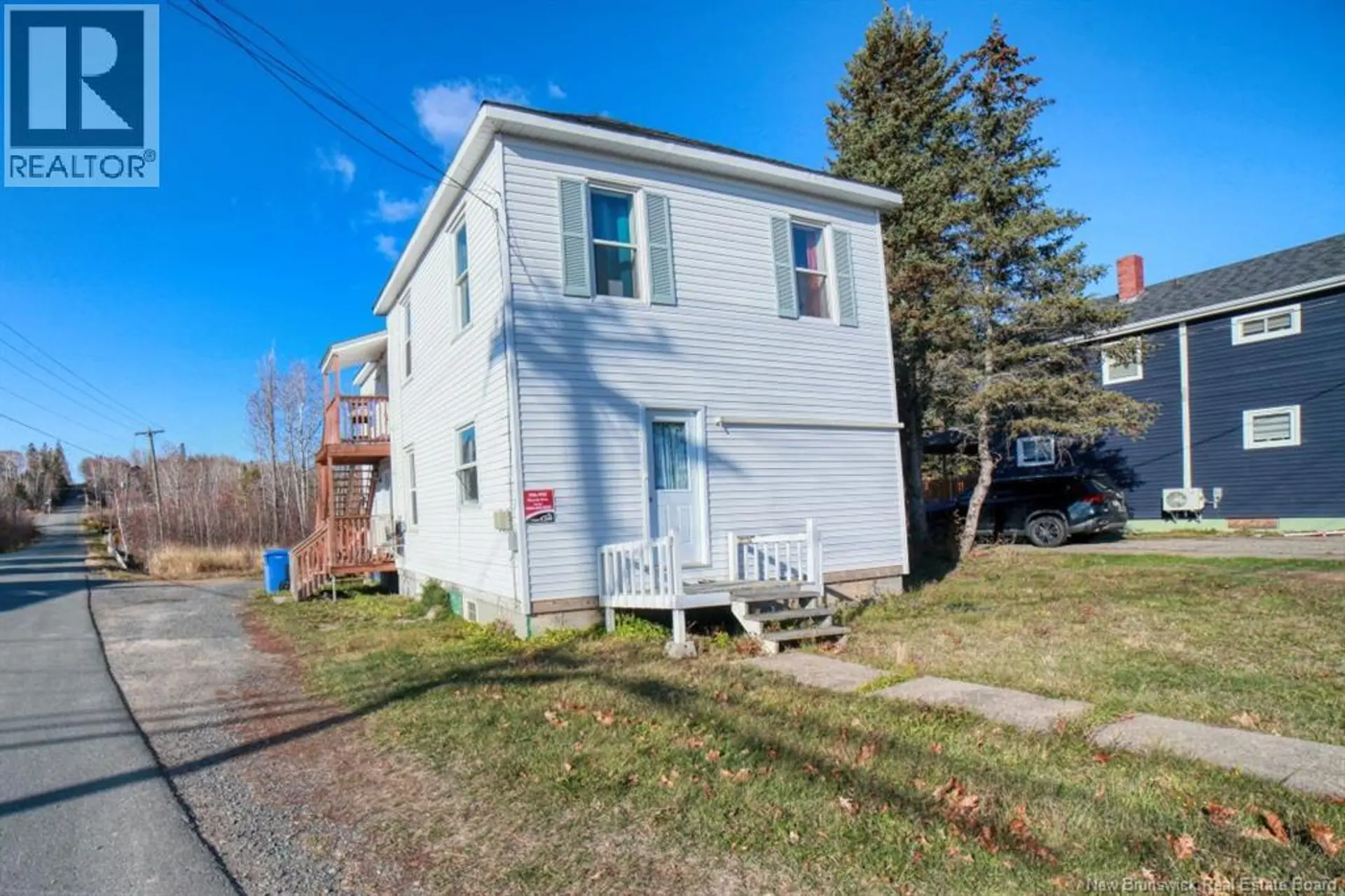 996-998 RIVERSIDE DRIVE - Image 3