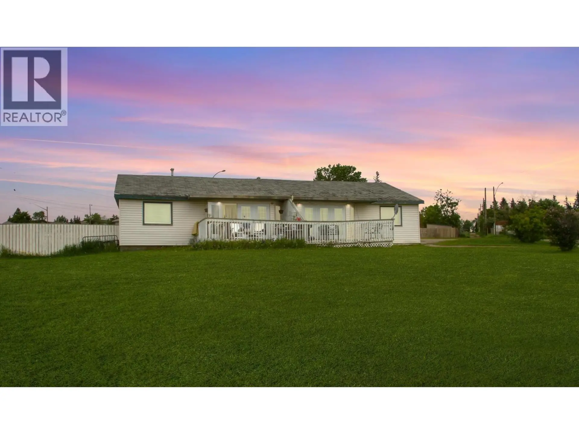 Property at 900 Cornwall Crescent, Dawson Creek, BC