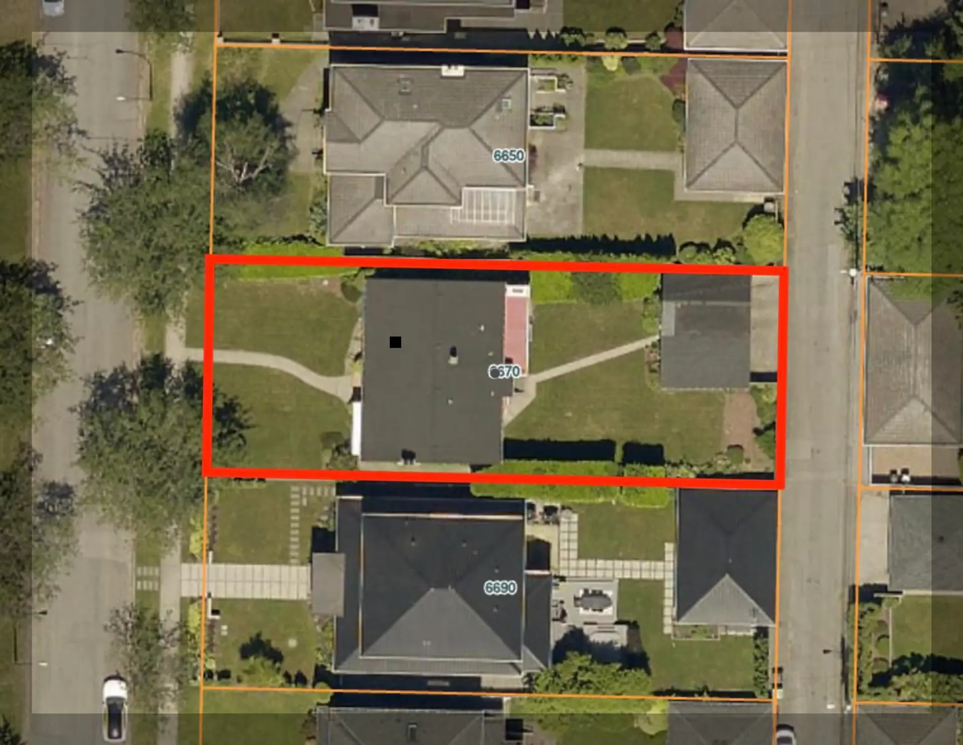 6670 Laurel Street - Image 3
