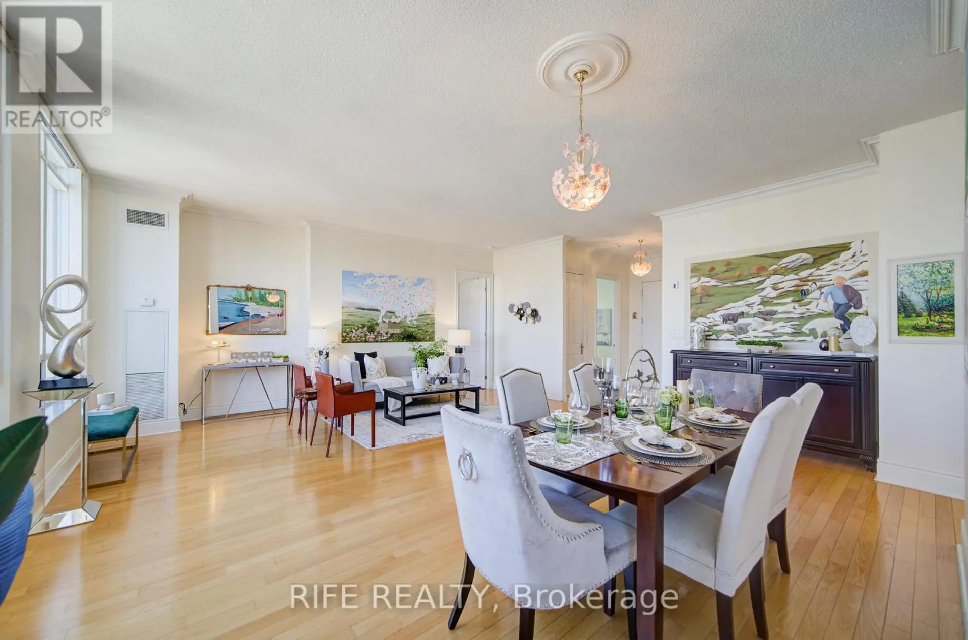 #GPH10 3880 DUKE OF YORK BOULEVARD - Image 12