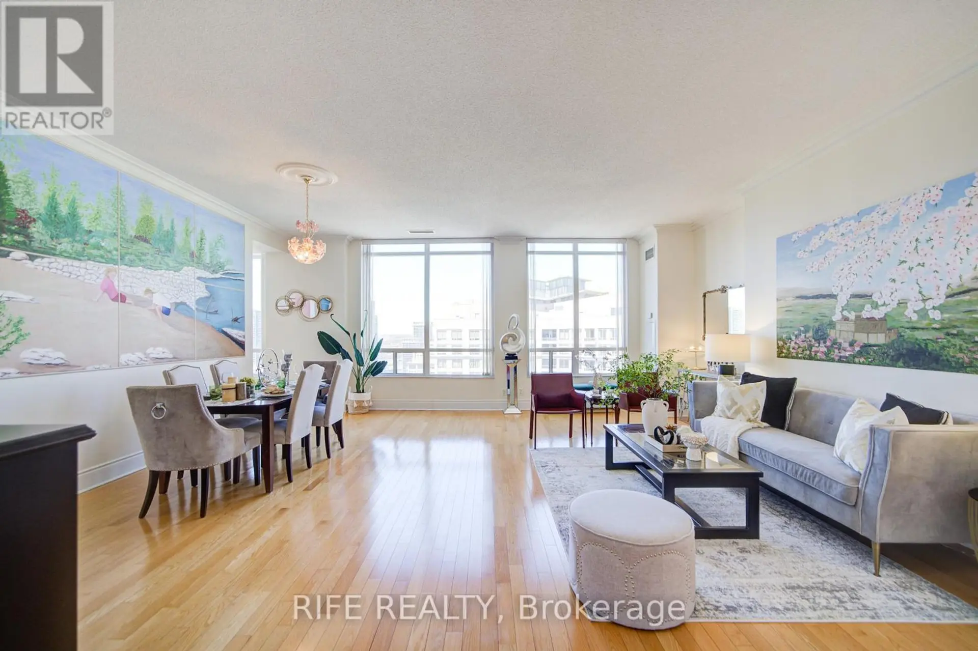 #GPH10 3880 DUKE OF YORK BOULEVARD - Image 3
