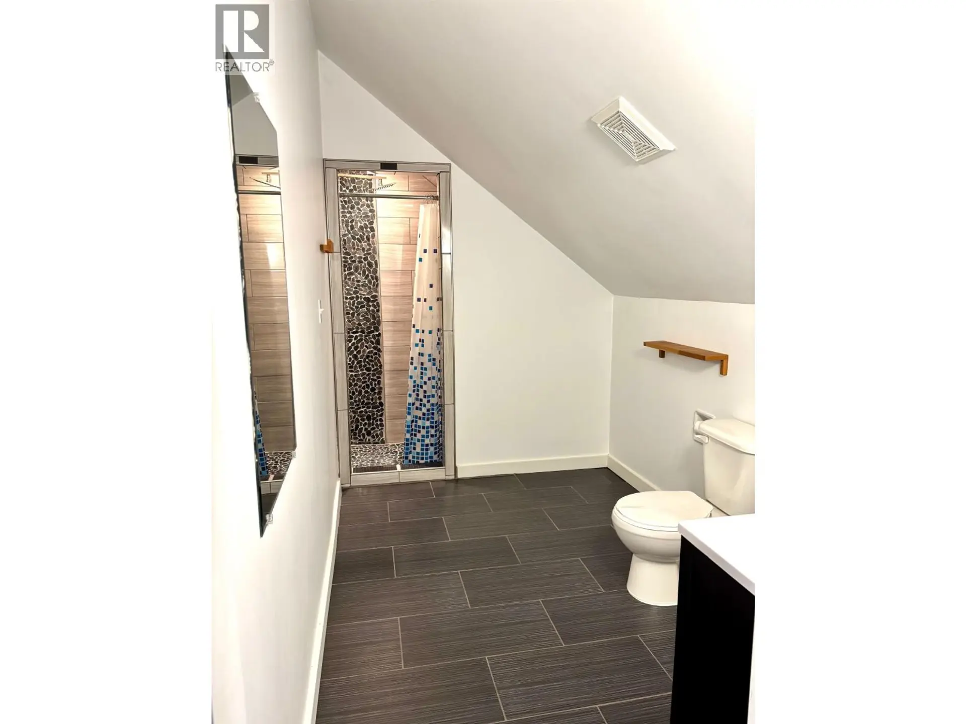 #11 4832 LAZELLE AVENUE - Image 15