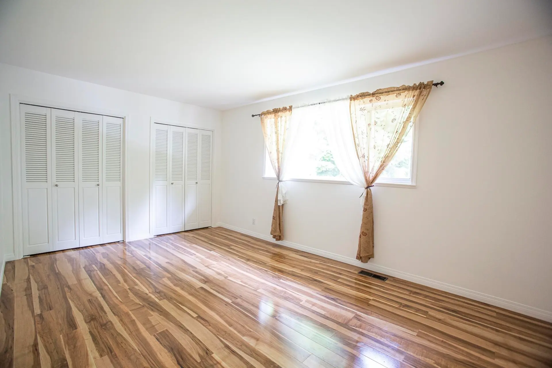 40515 Park Crescent - Image 9