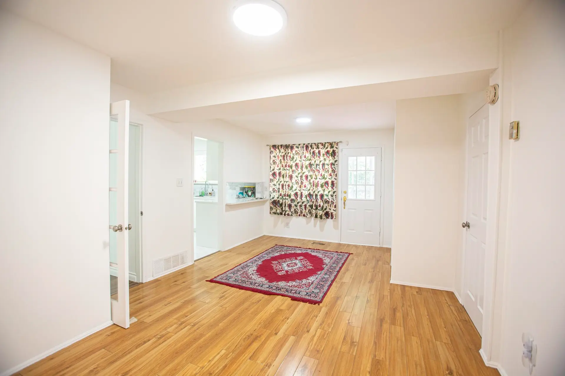 40515 Park Crescent - Image 4