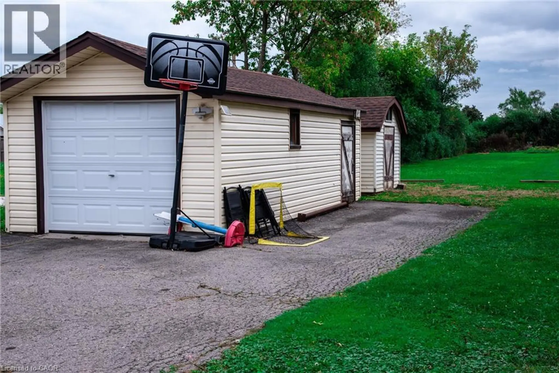 144 GREEN ROAD - Image 6
