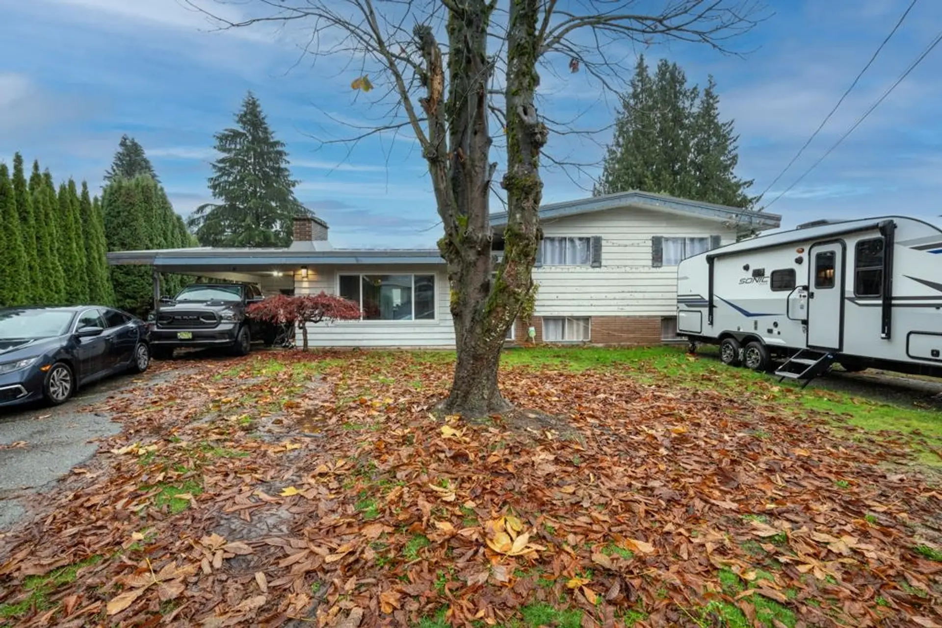 Property at 2436 Rideau Street, Abbotsford, BC