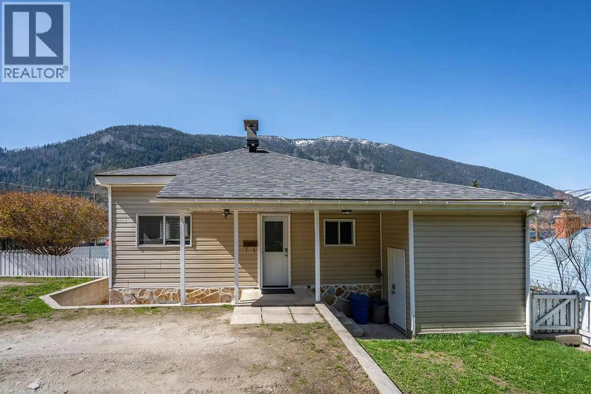 Property at 1200 Front Street, Nelson, BC