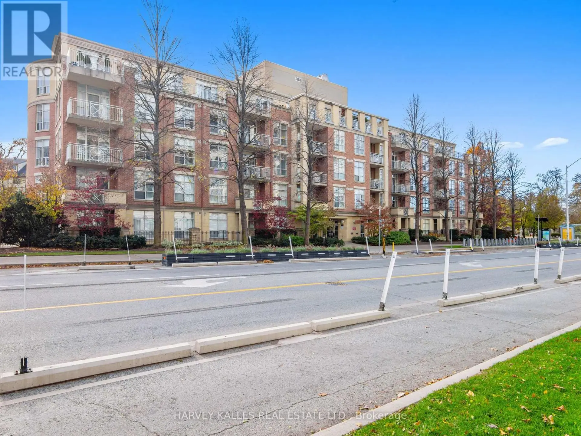 #305 2511 BLOOR STREET W - Image 1