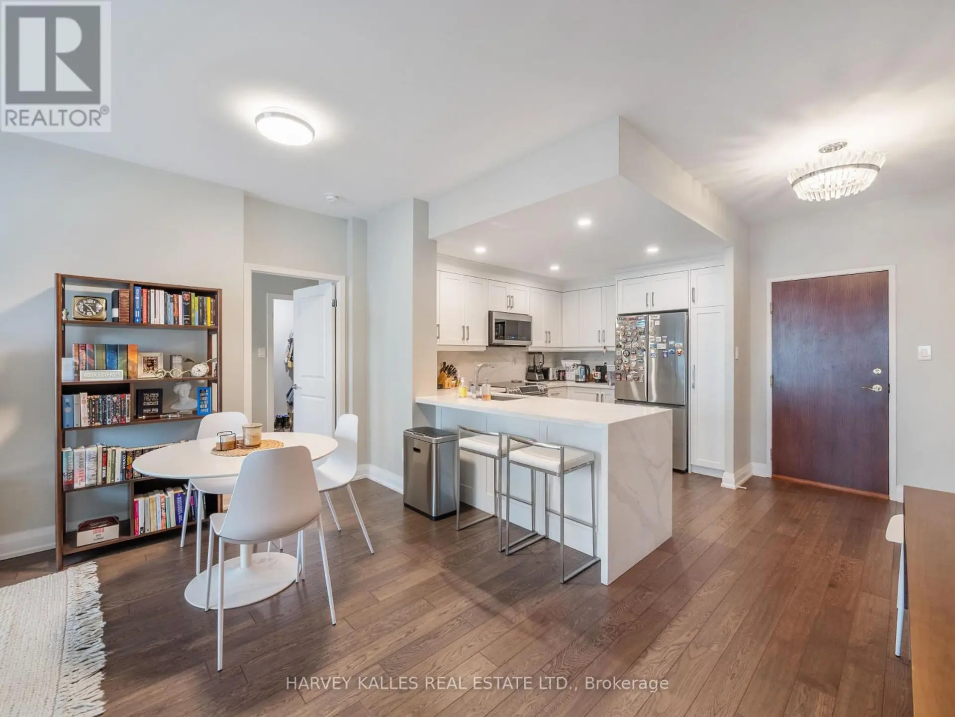 #305 2511 BLOOR STREET W - Image 4