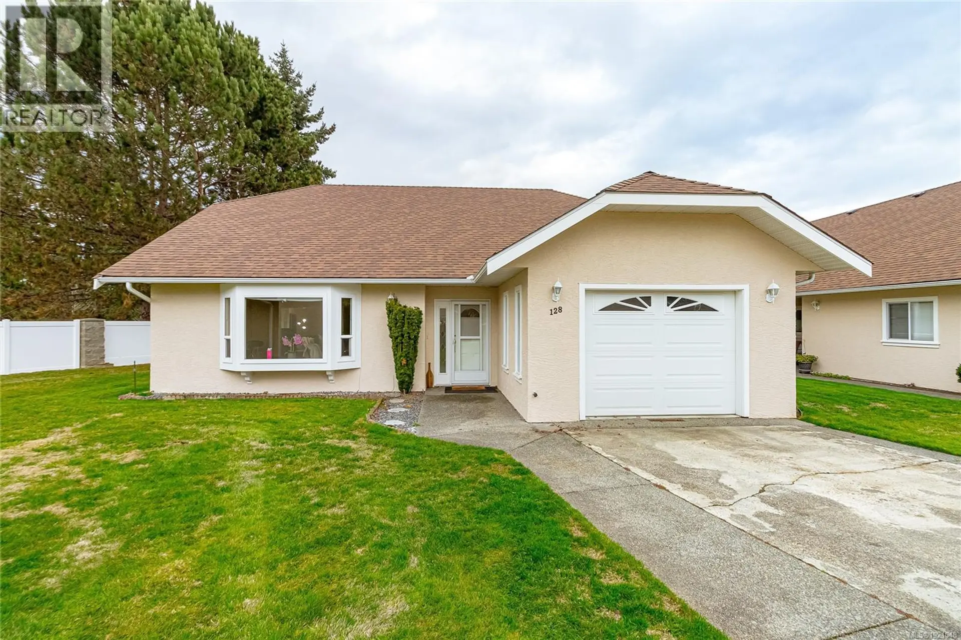Property at #128 635 Blenkin Ave, Parksville, BC