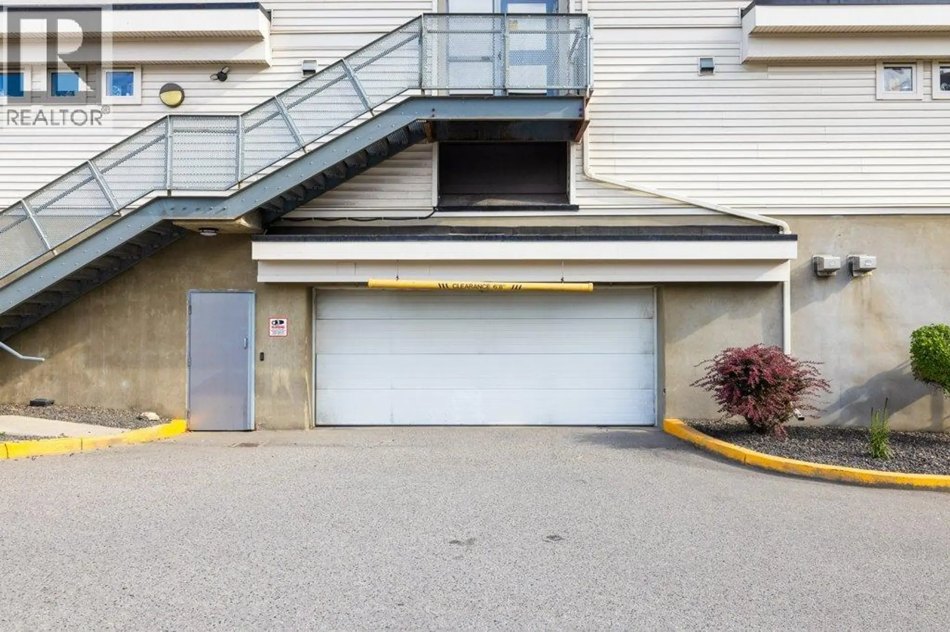 #211 1479 Glenmore Road N - Image 20