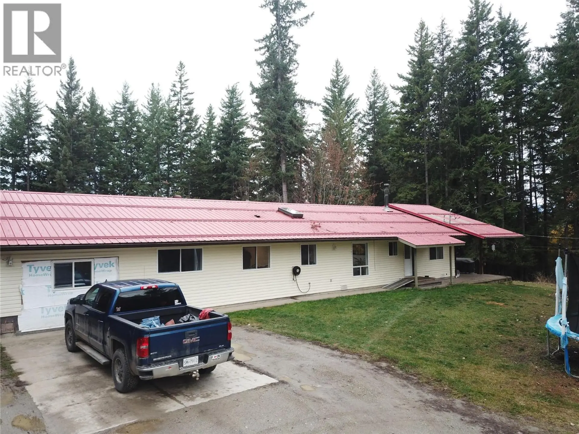 Property at 2550 Cody Road, Magna Bay, BC