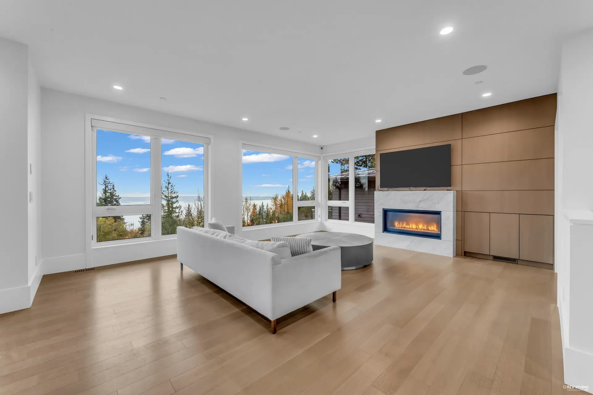 Property at 3018 Burfield Place, West Vancouver, BC