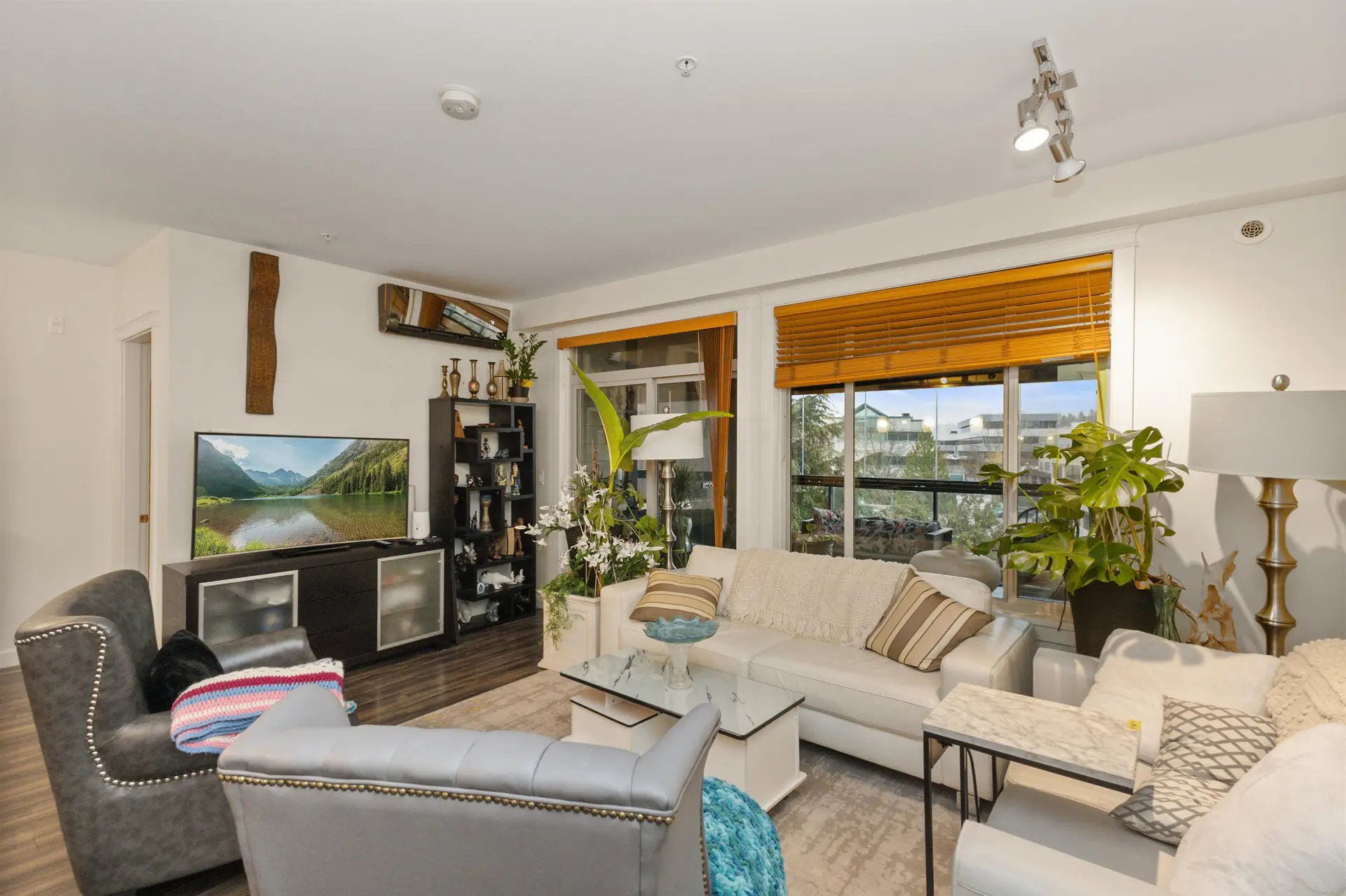 Property at #320 32445 Simon Avenue, Abbotsford, BC