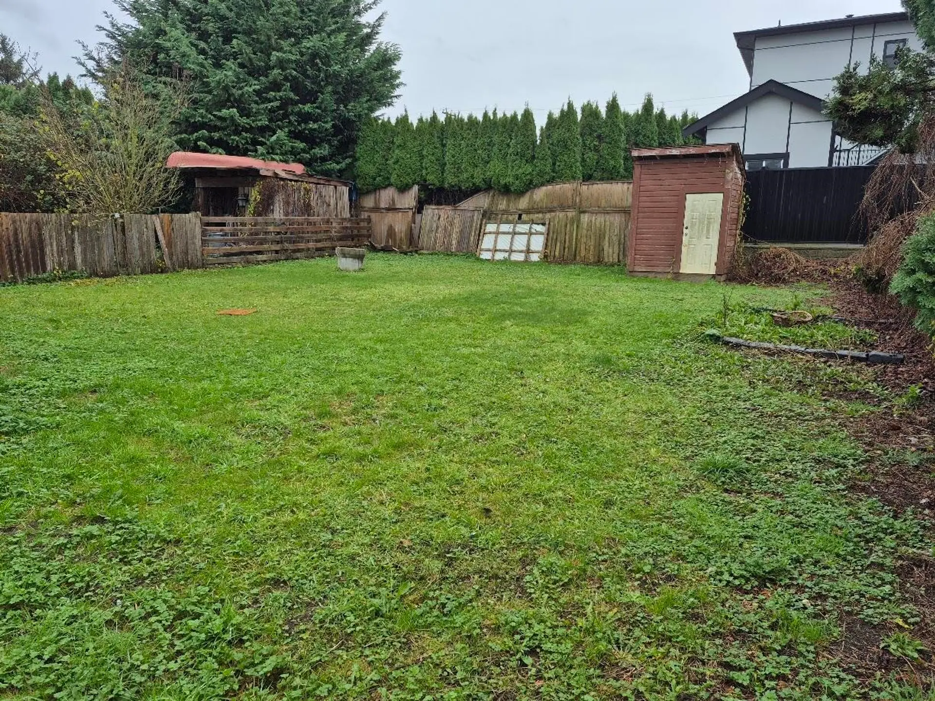 46084 Brooks Avenue - Image 3