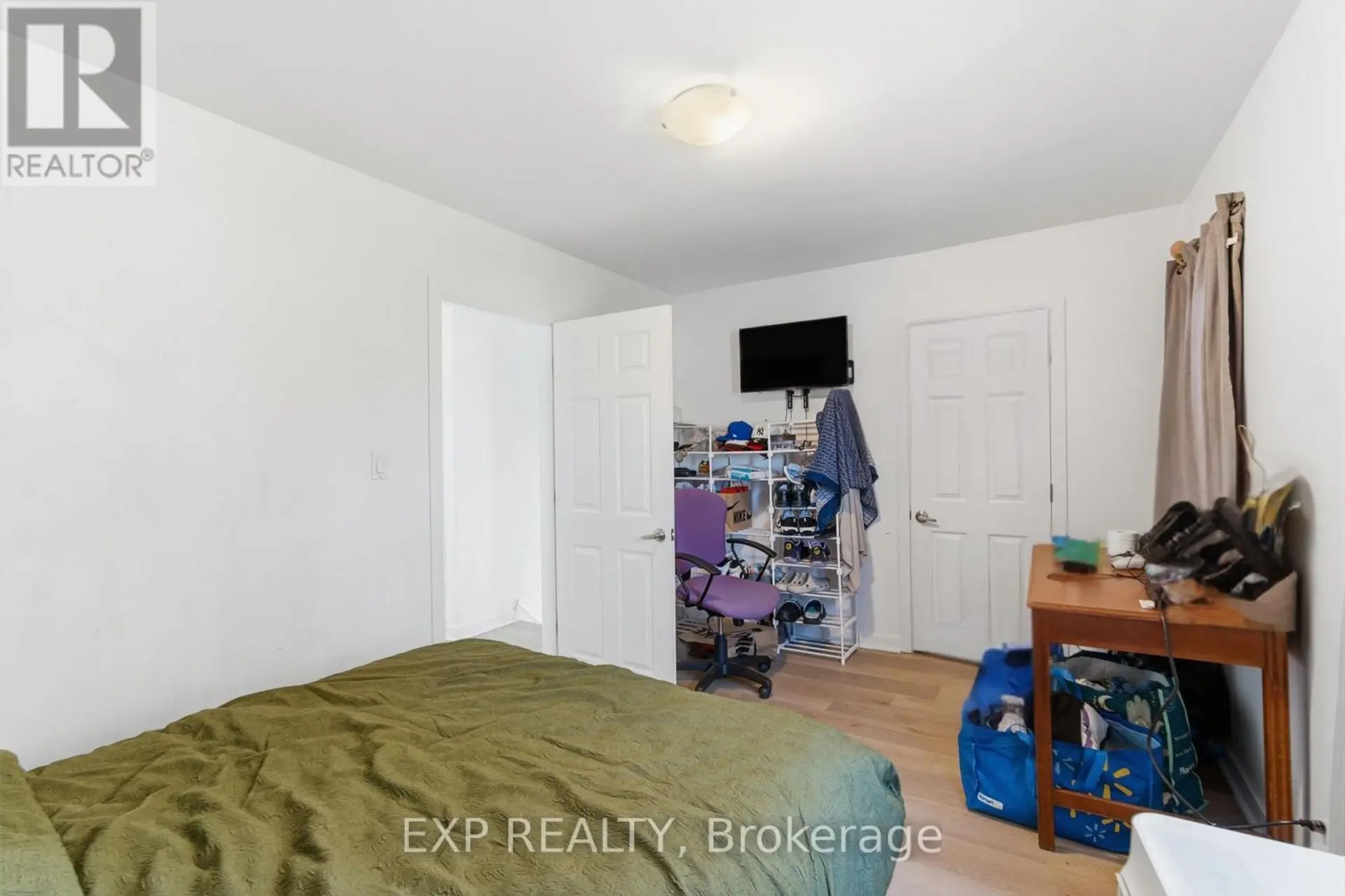 20 HENRY STREET - Image 12