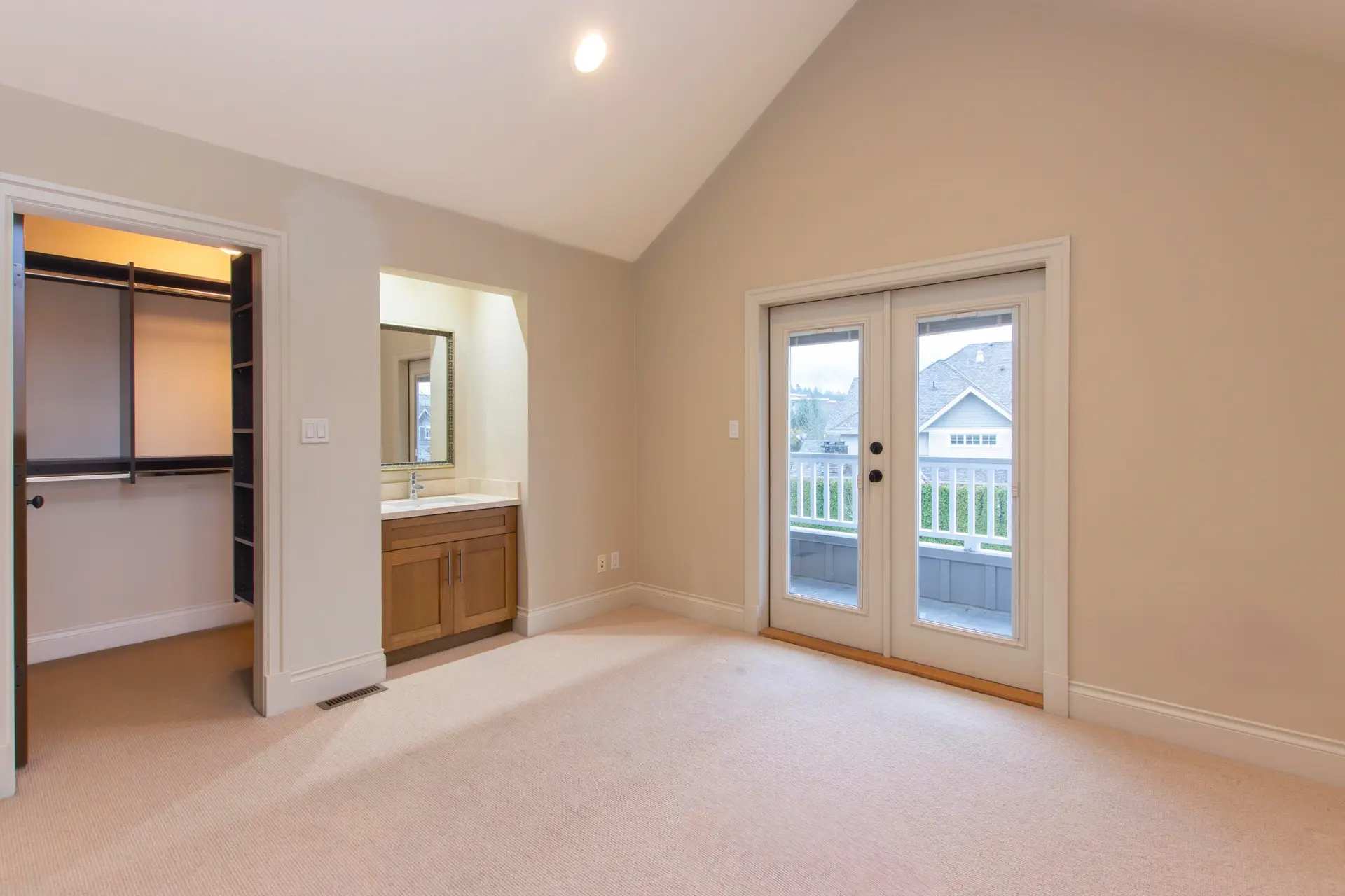 40899 The Crescent - Image 11