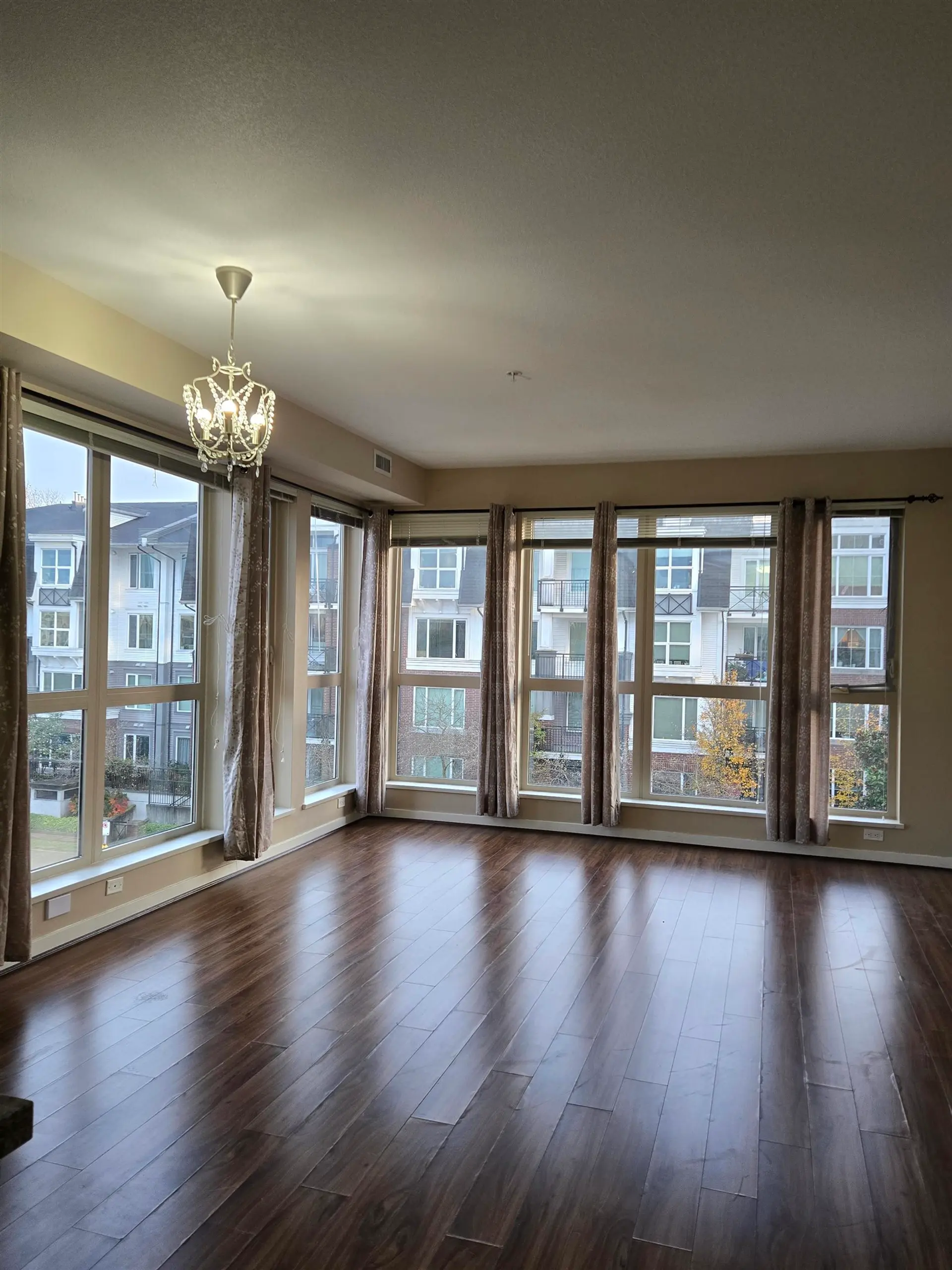 #385 4133 Stolberg Street - Image 2