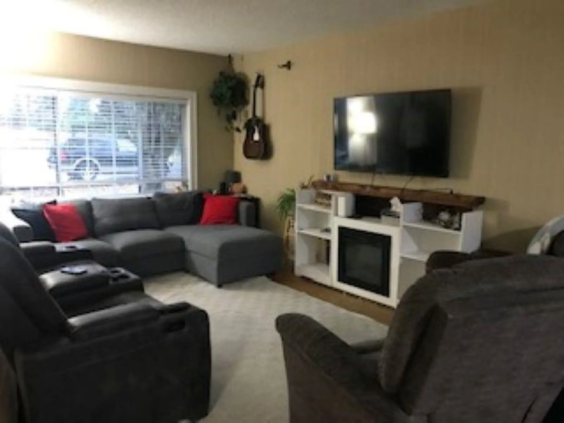 33935 Pine Street - Image 2