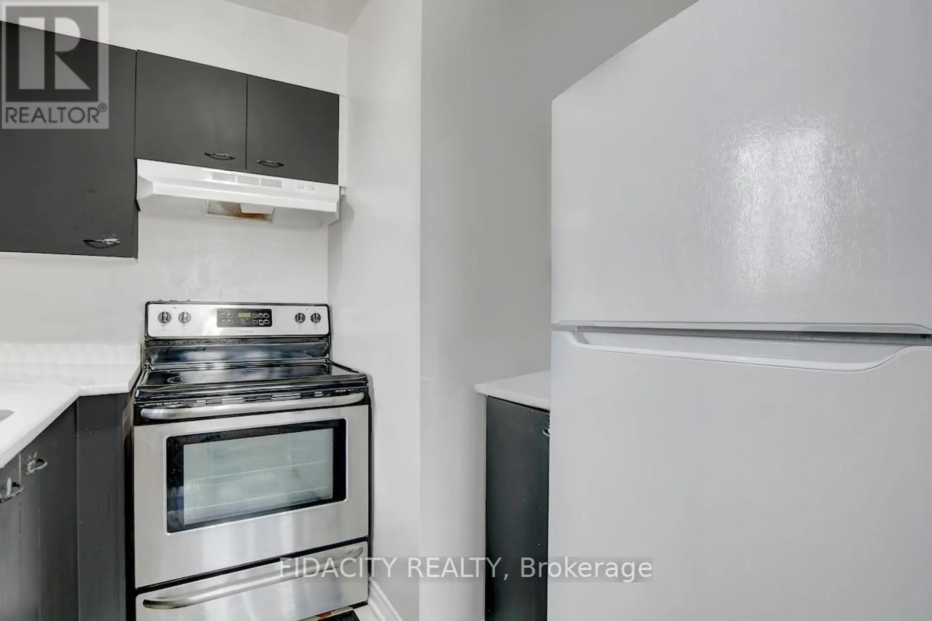 #309 1490 HERON ROAD - Image 10