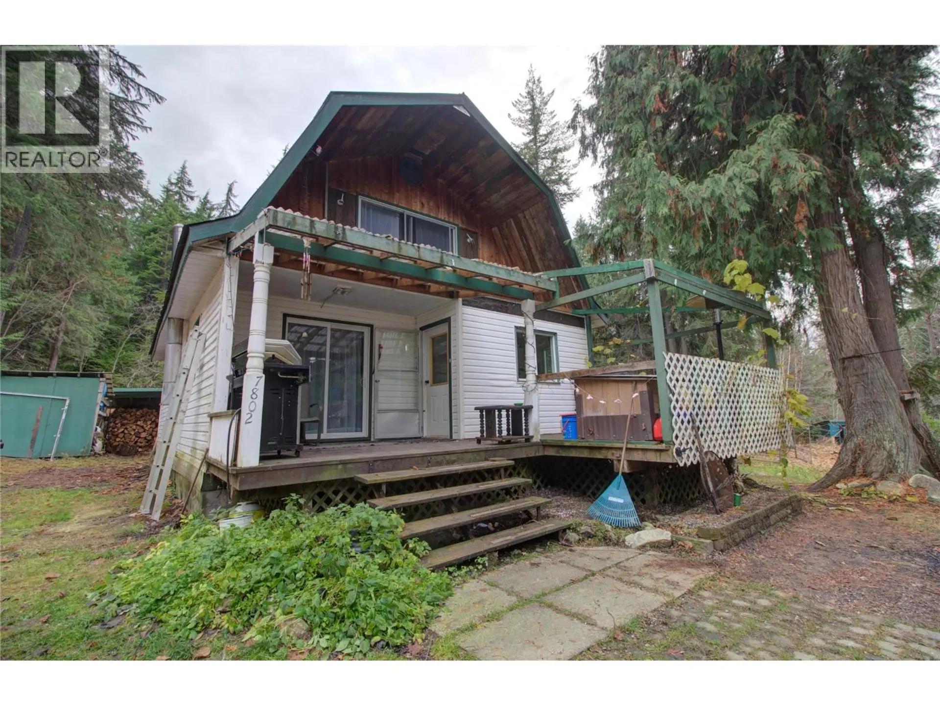 Property at 7802 BRYDGES Road, Fauquier, BC