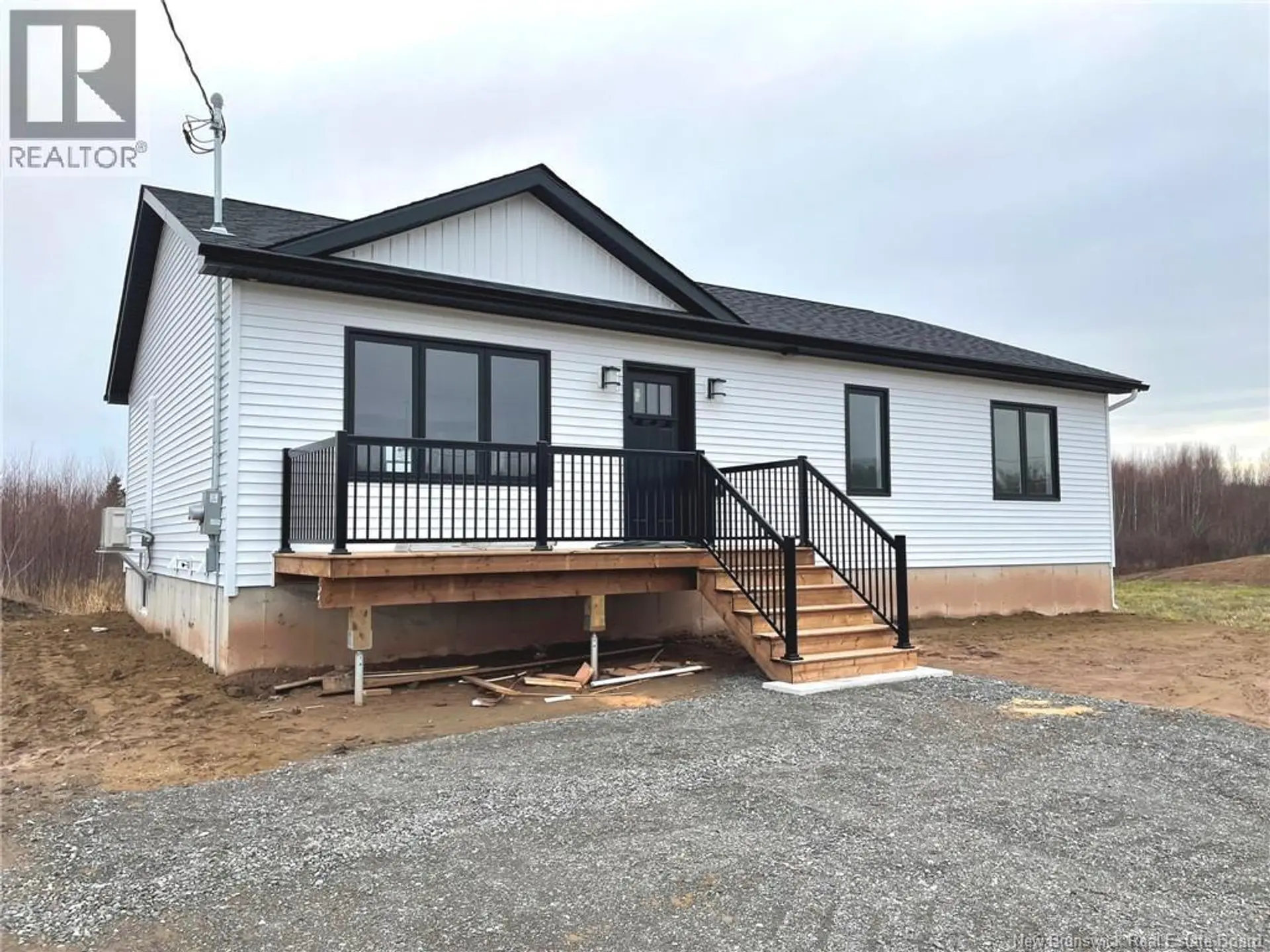 44 Parker Road - Image 1