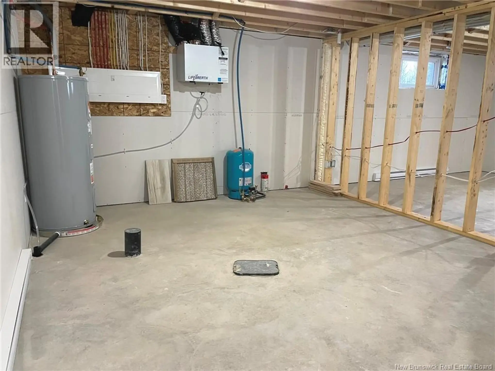 44 Parker Road - Image 17