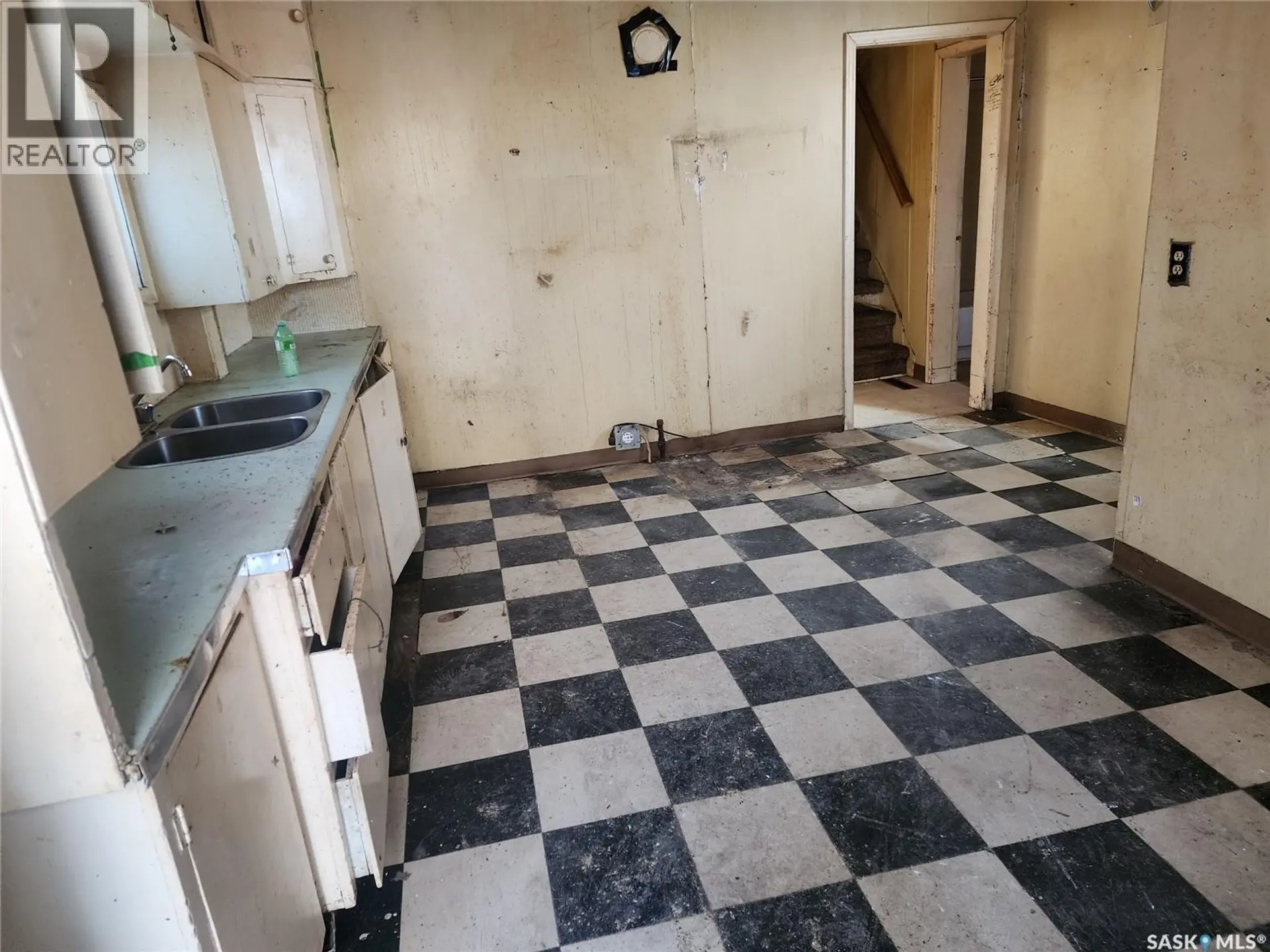 845 EDGAR STREET - Image 3