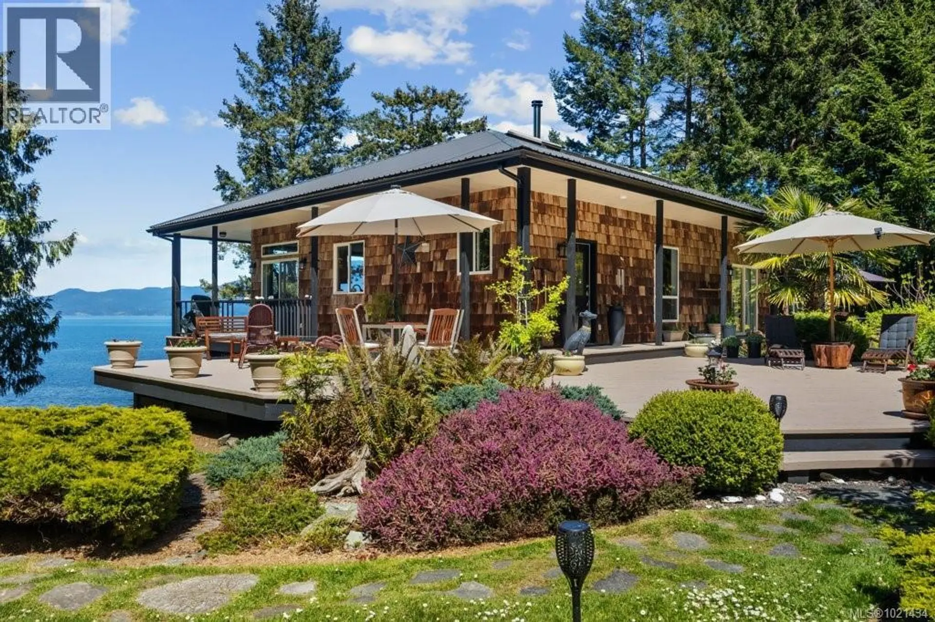Property at 777 Mine Rd, Lasqueti Island, BC