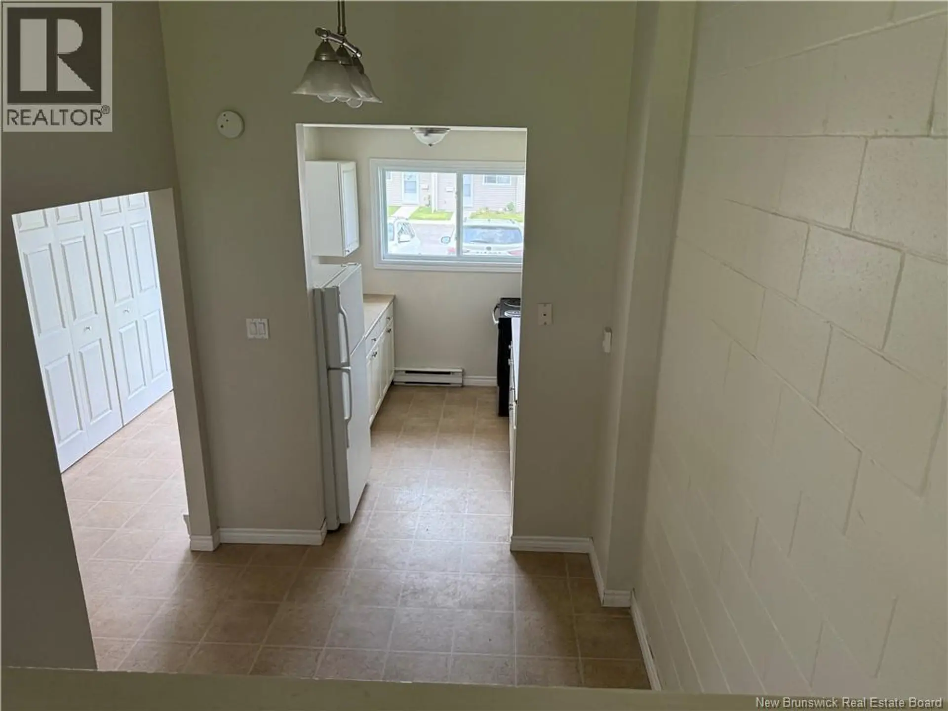 #18 24 SUFFOLK - Image 7